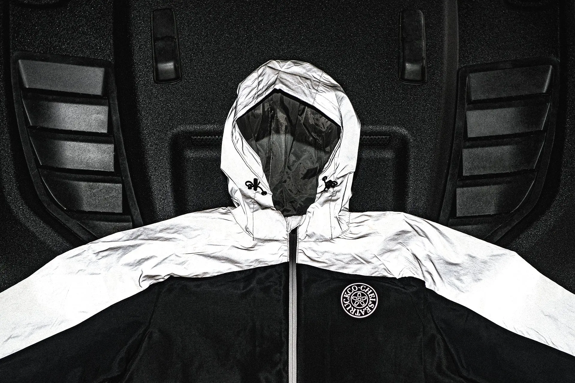 CTC Reflective Jacket - Image 13