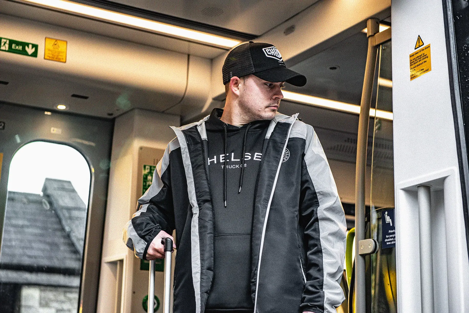 CTC Reflective Jacket - Image 17