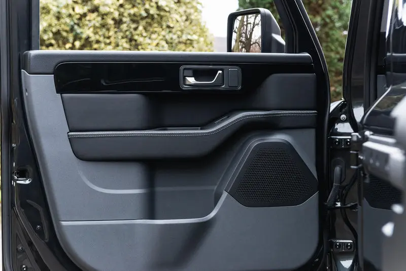 INEOS Grenadier (2023 Onwards) Comfort Leather Interior - Image 7