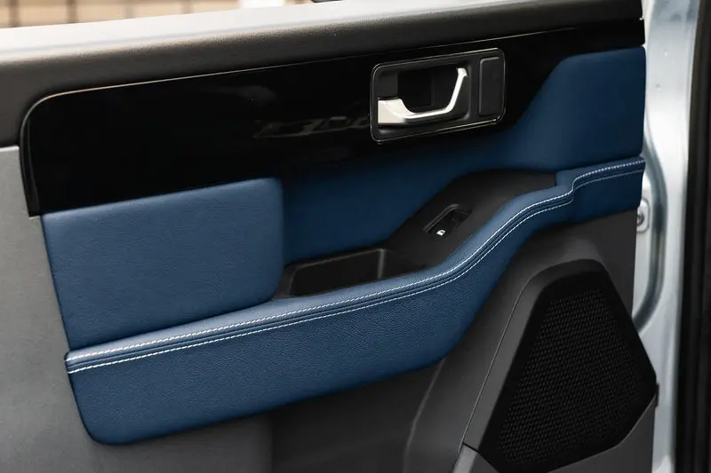 INEOS Grenadier (2023 Onwards) Comfort Leather Interior - Image 6