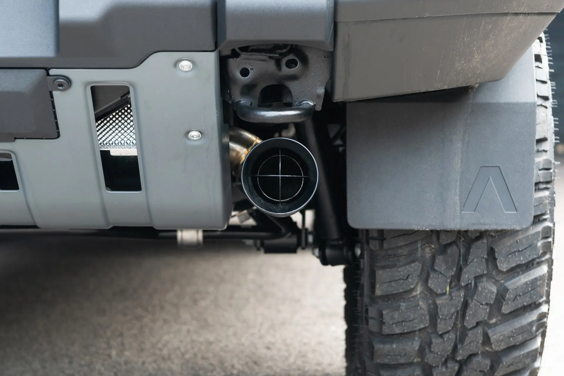 INEOS Grenadier (2023 Onwards) Black Crosshair Exhaust System - Petrol - Image 10