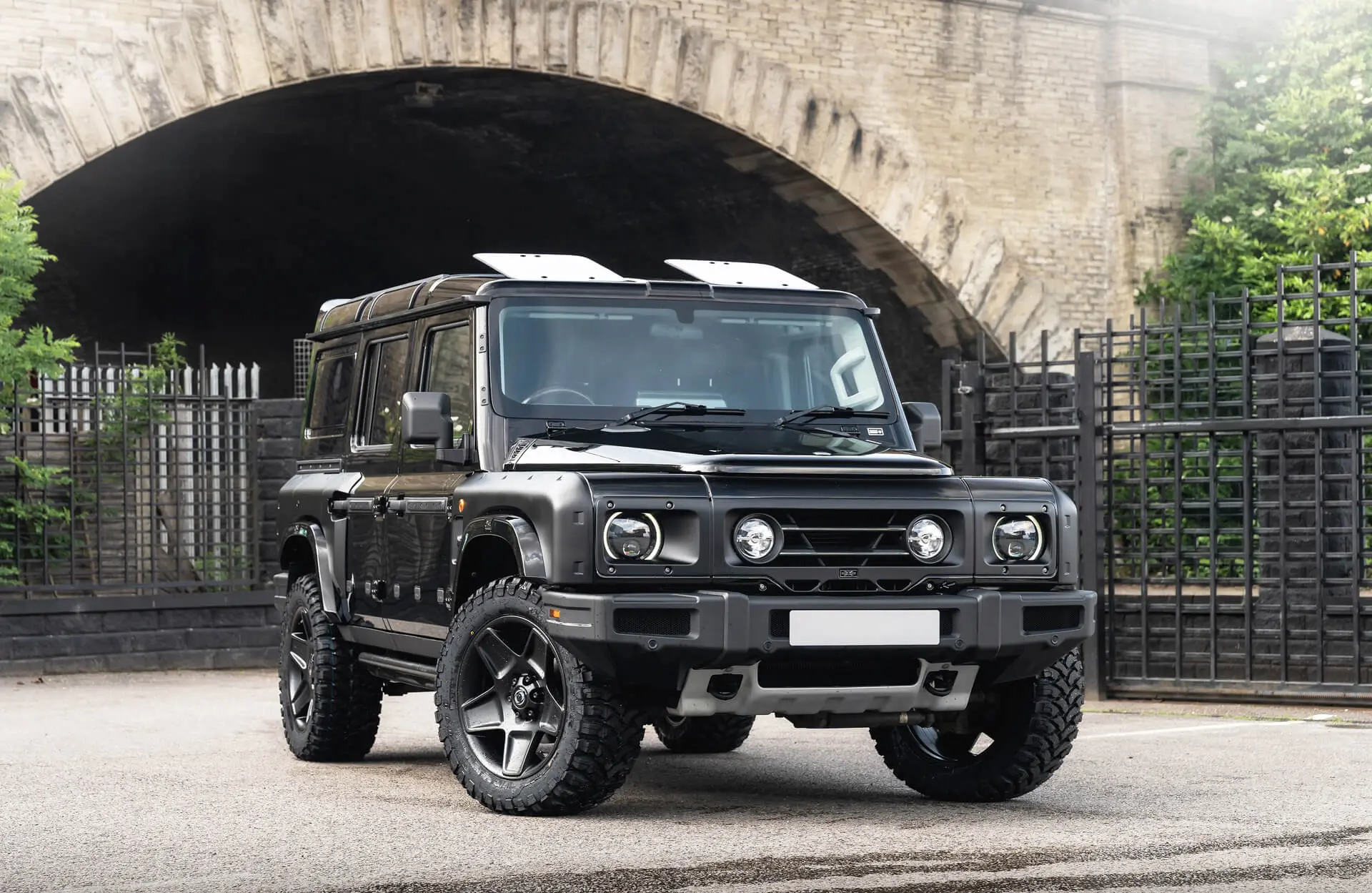INEOS Grenadier (2023 Onwards) Series II Bodykit - Mondial Retro - Image 68