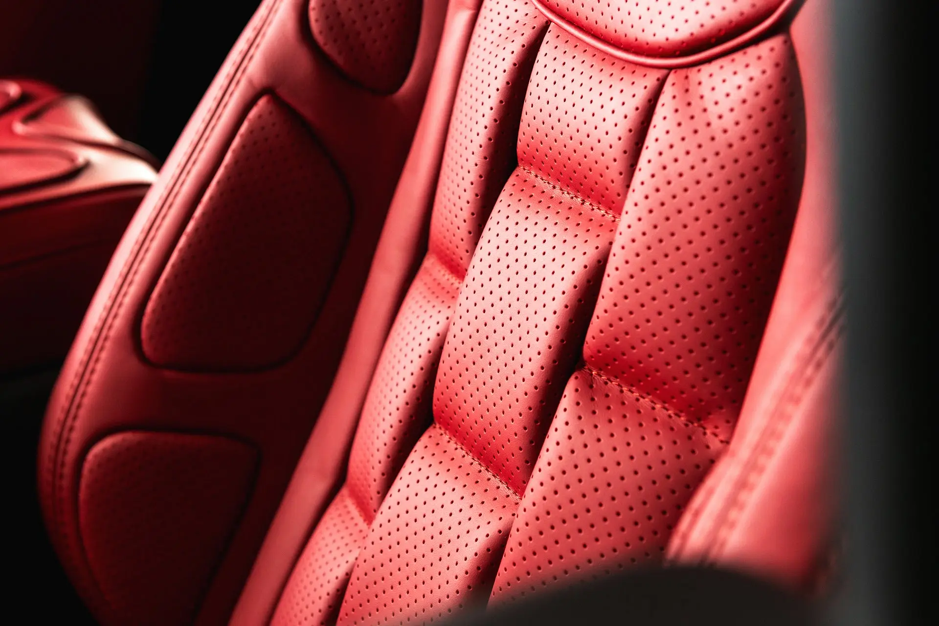 INEOS Grenadier (2023 Onwards) Sport Seat Leather Interior - Image 9
