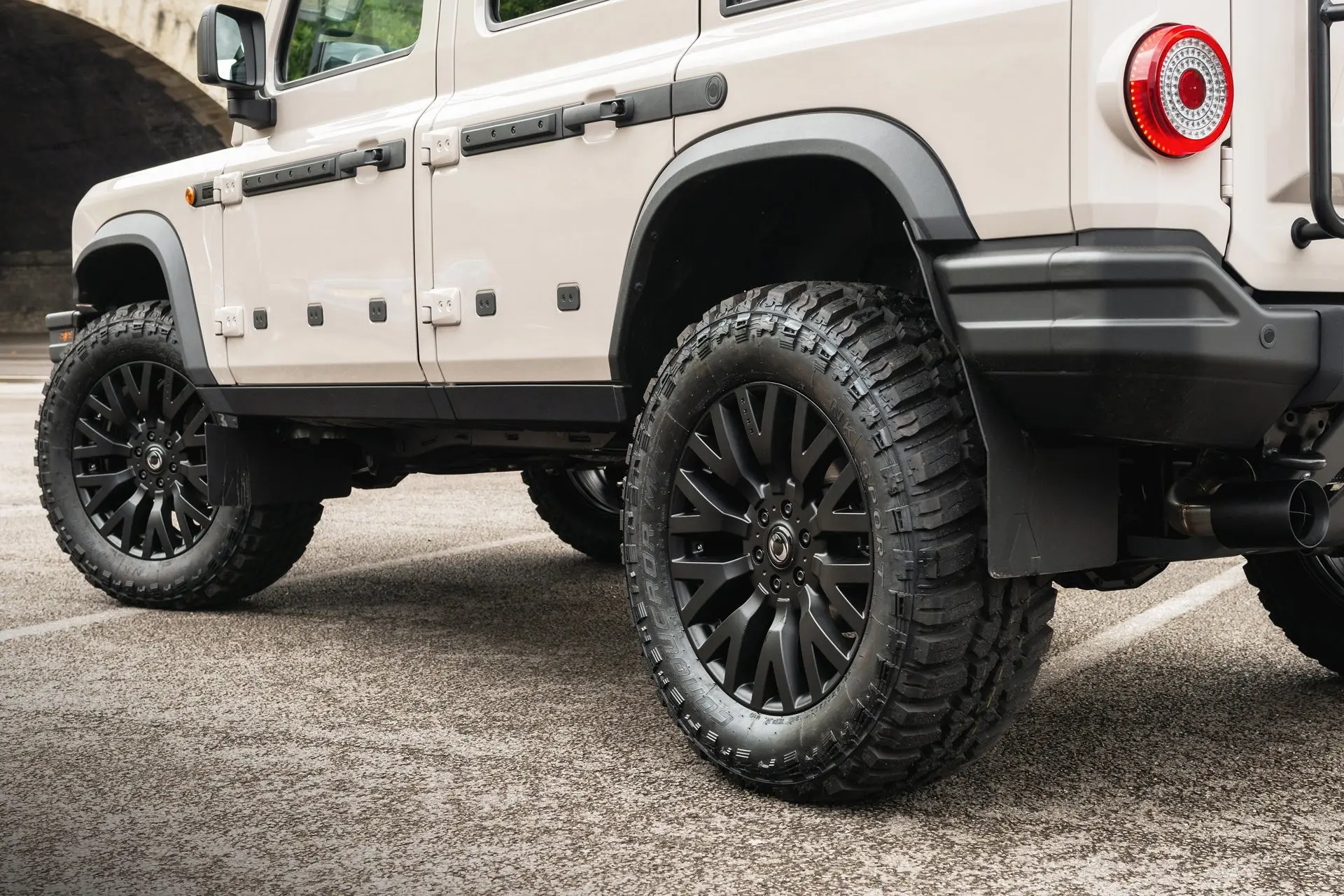 INEOS Grenadier (2023 Onwards) 30mm Suspension Lift Kit - Image 12