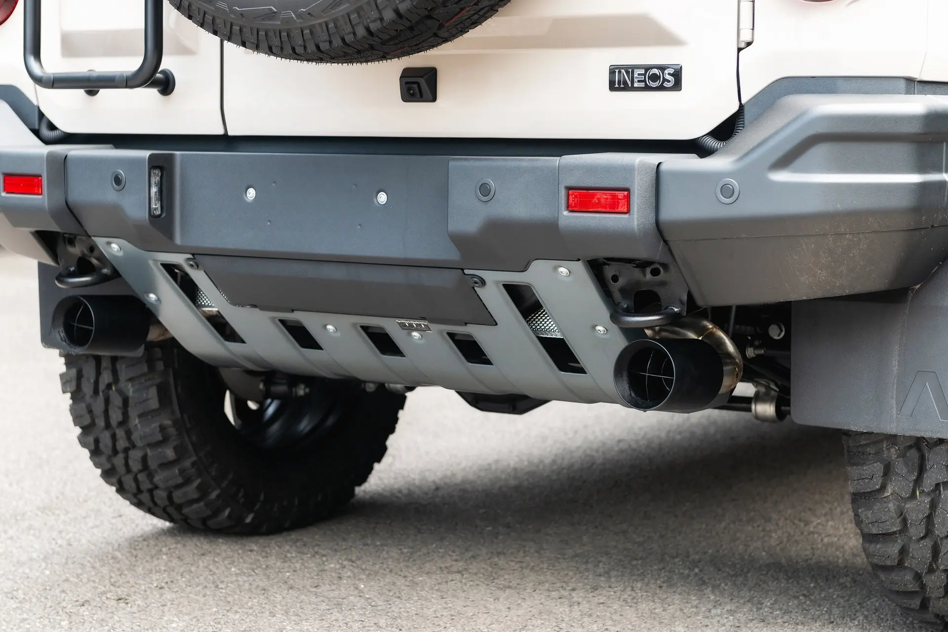 INEOS Grenadier (2023 Onwards) Black Crosshair Exhaust System - Diesel - Image 3