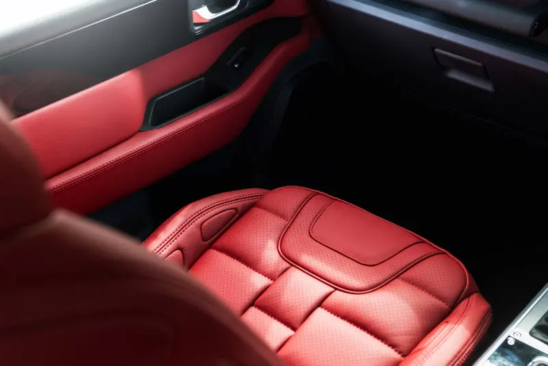 INEOS Grenadier (2023 Onwards) Comfort Leather Interior - Image 11
