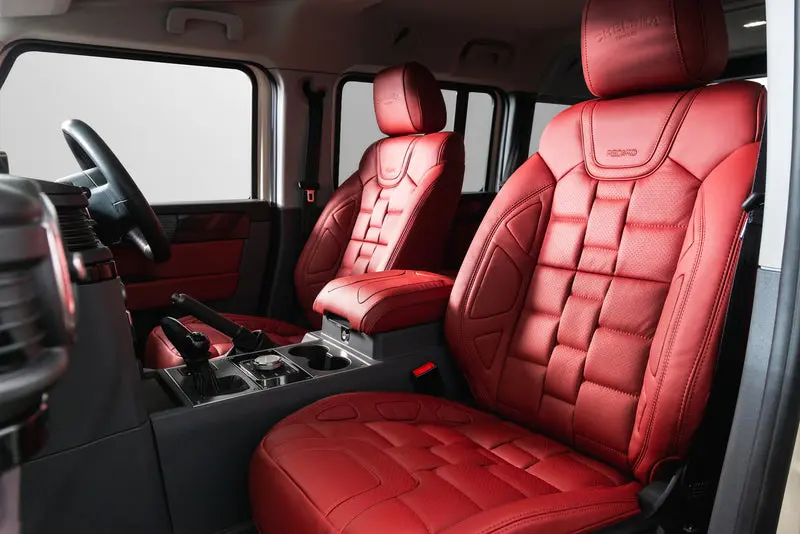 INEOS Grenadier (2023 Onwards) Comfort Leather Interior - Image 3