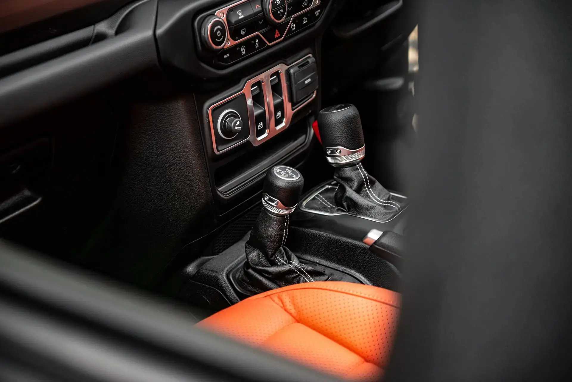 Jeep Wrangler JL (2018 Onwards) 2 Door 3D Modular Leather Interior - Image 30