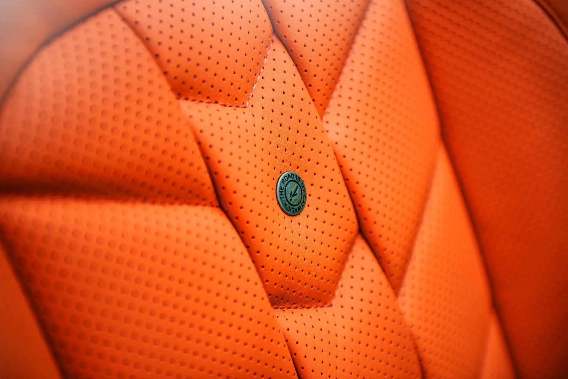 Jeep Wrangler JL 2-Door Herringbone Pattern Leather Interior - Image 3