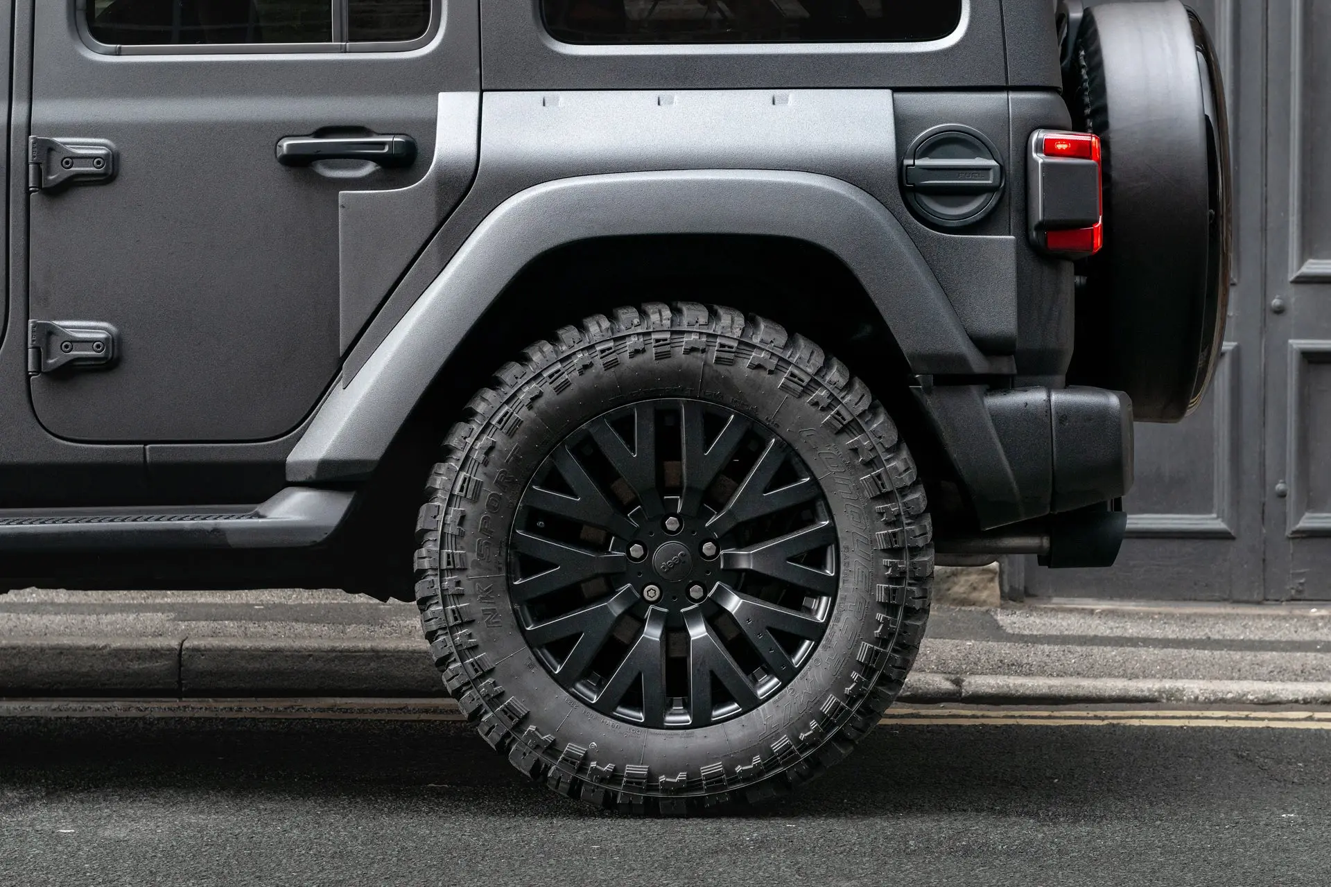 JEEP WRANGLER JL (2018 Onwards) 4 DOOR BLACK HAWK BODYKIT - Image 16