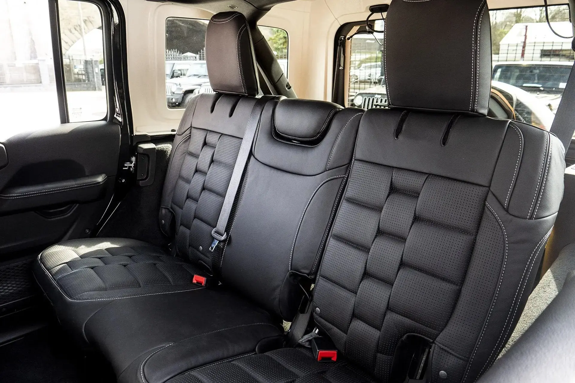 Jeep Wrangler JL (2018 Onwards) 4 Door 3D Modular Leather Interior - Image 26