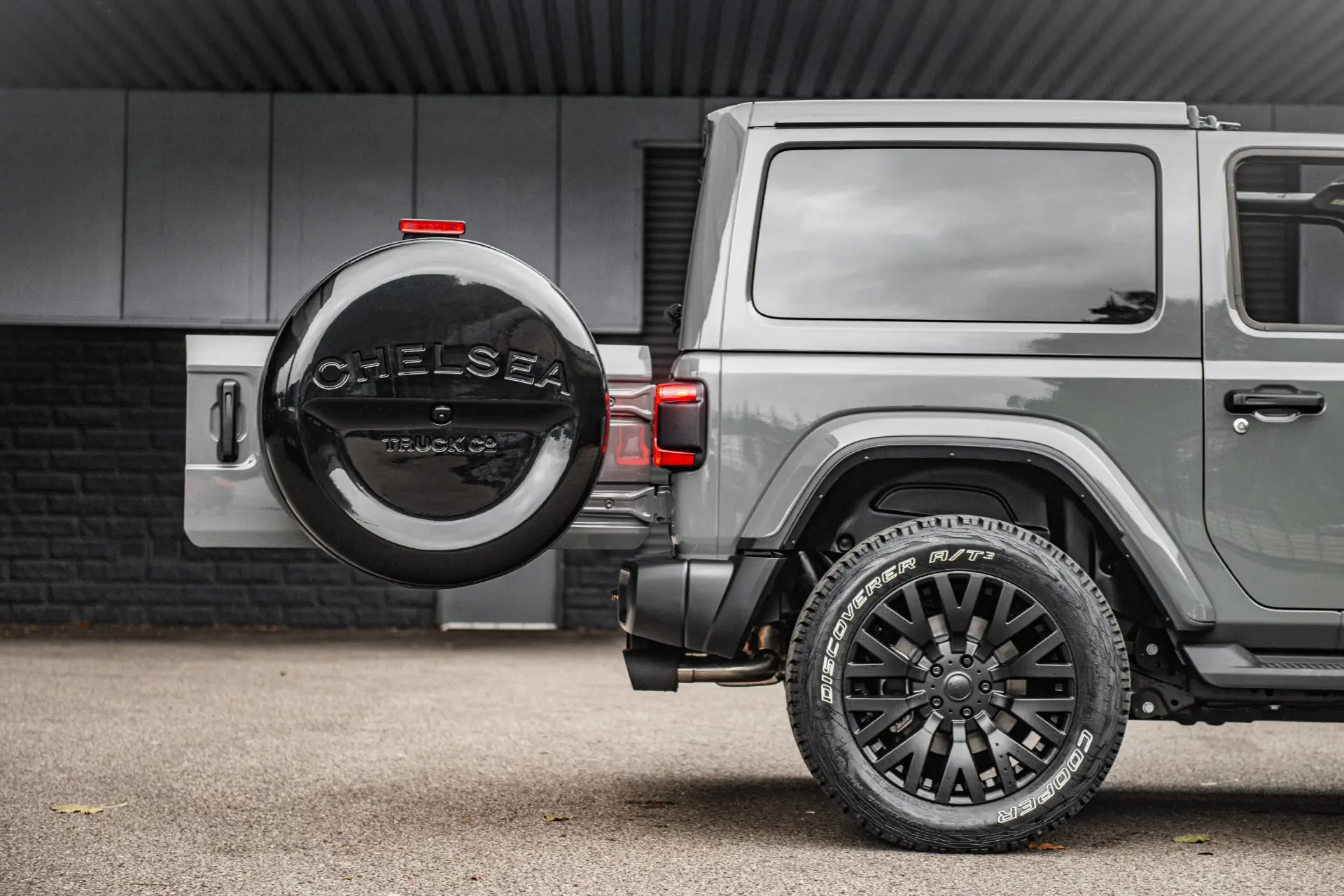 Jeep Wrangler JL (2018 Onwards) Chelsea Truck Company Hard Spare Wheel Cover - Image 21
