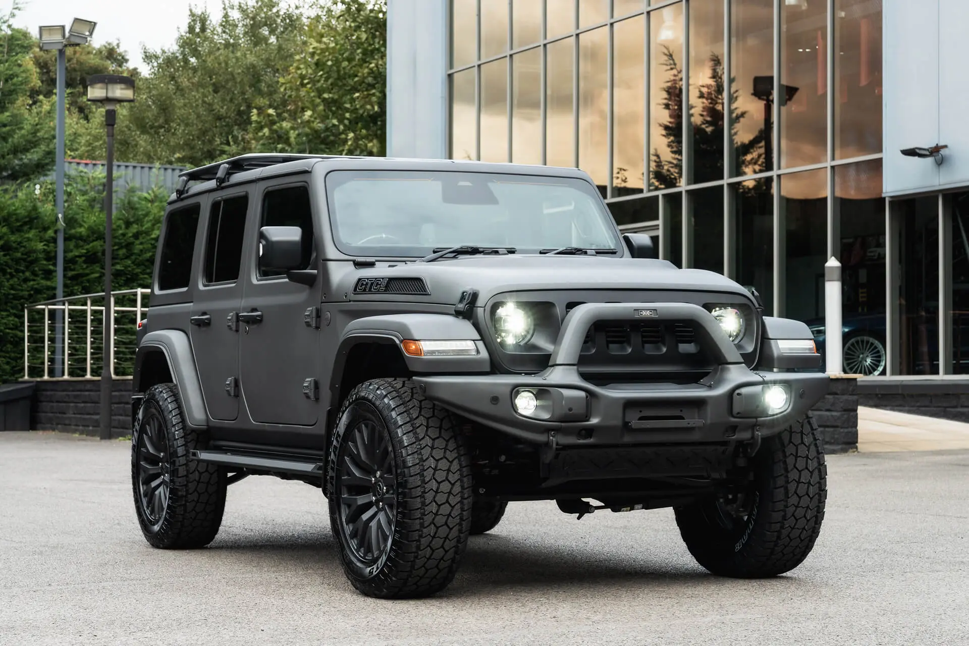 JEEP WRANGLER JL (2018 Onwards) Expedition Front Bumper with Integrated A Bar - Image 13