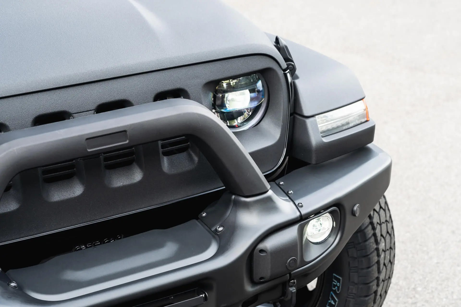 JEEP WRANGLER JL (2018 Onwards) Expedition Front Bumper with Integrated A Bar - Image 19