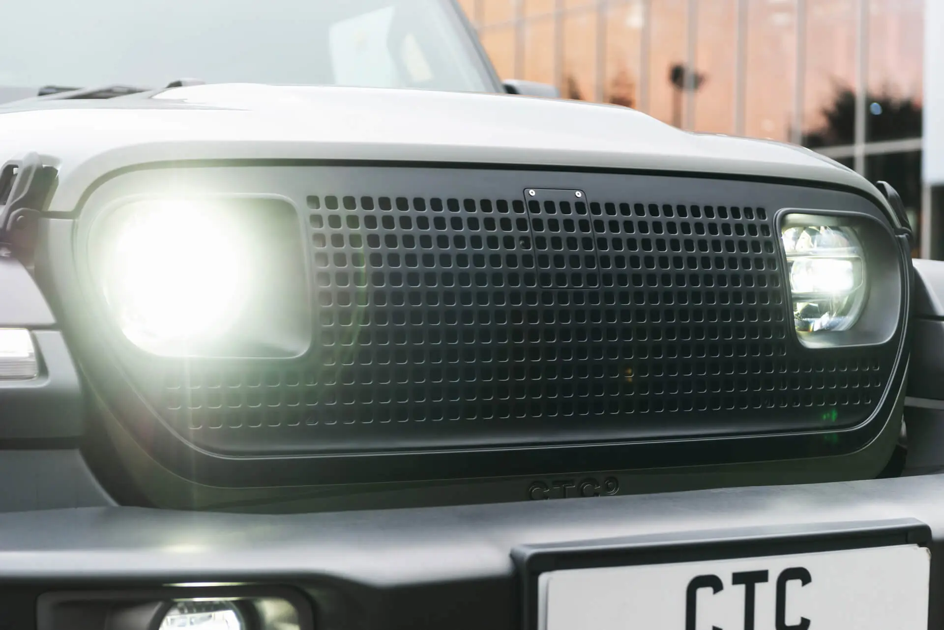 JEEP WRANGLER JL (2018 Onwards) Heritage Lattice Front Grille - Image 6