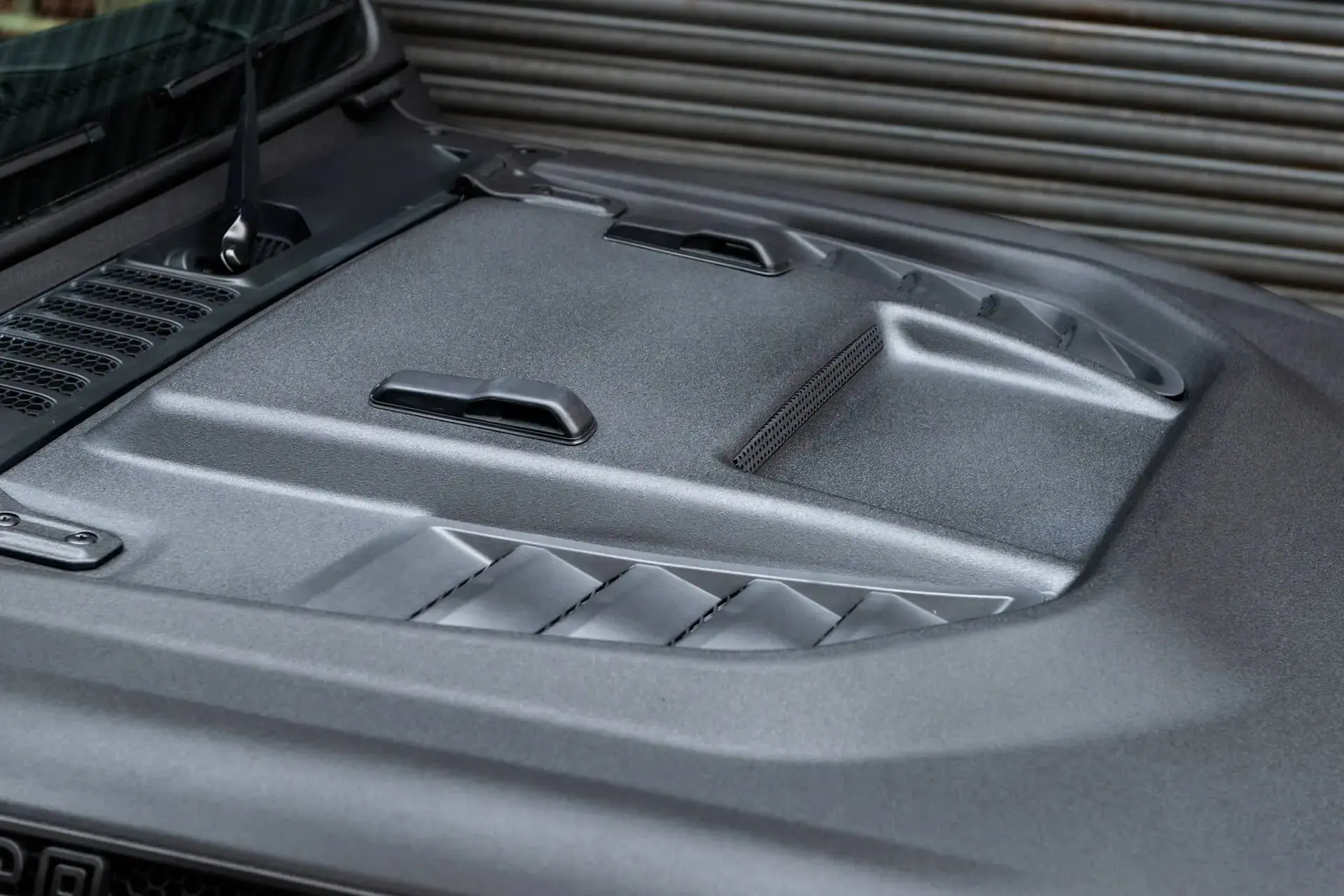 JEEP WRANGLER JL (2018 Onwards) Iron Man Vented Bonnet - Image 9