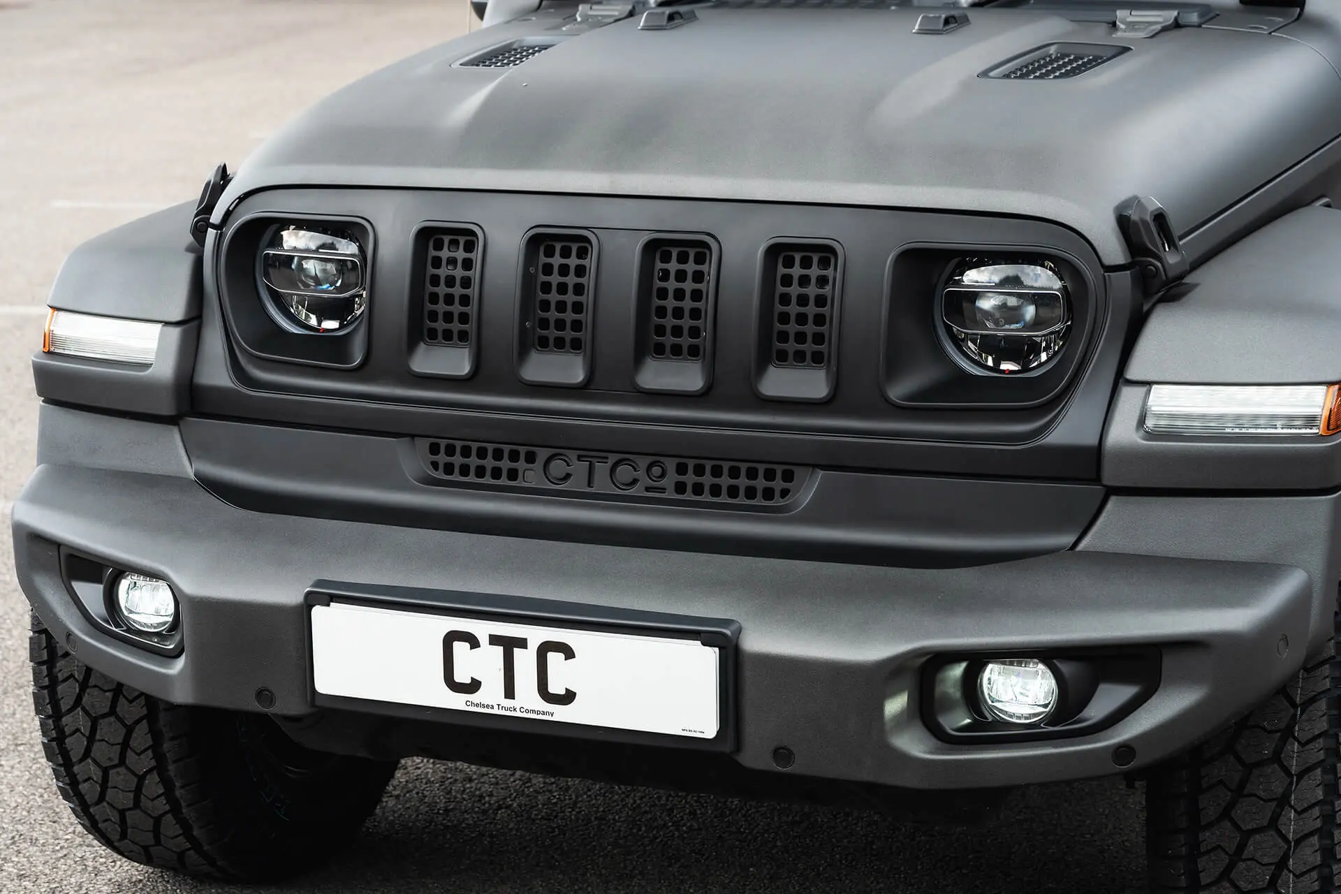 JEEP WRANGLER JL (2018 Onwards) IRONMAN 4 SLOT FRONT GRILLE - Image 10