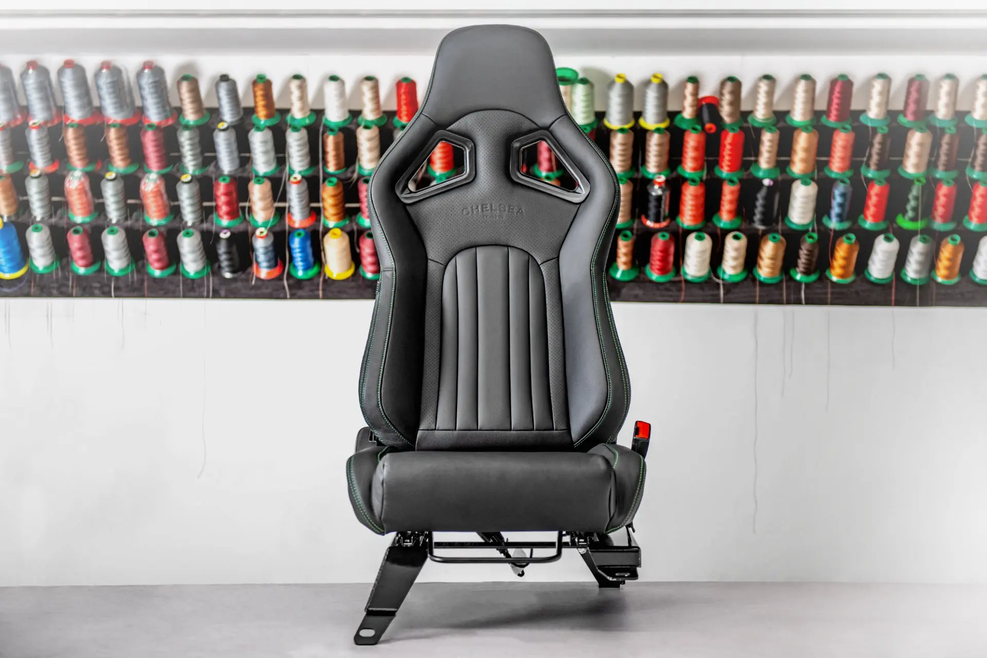 Jeep Wrangler JL (2018 Onwards) Lightweight Vegan Leather Heritage Sport Seats - Image 16