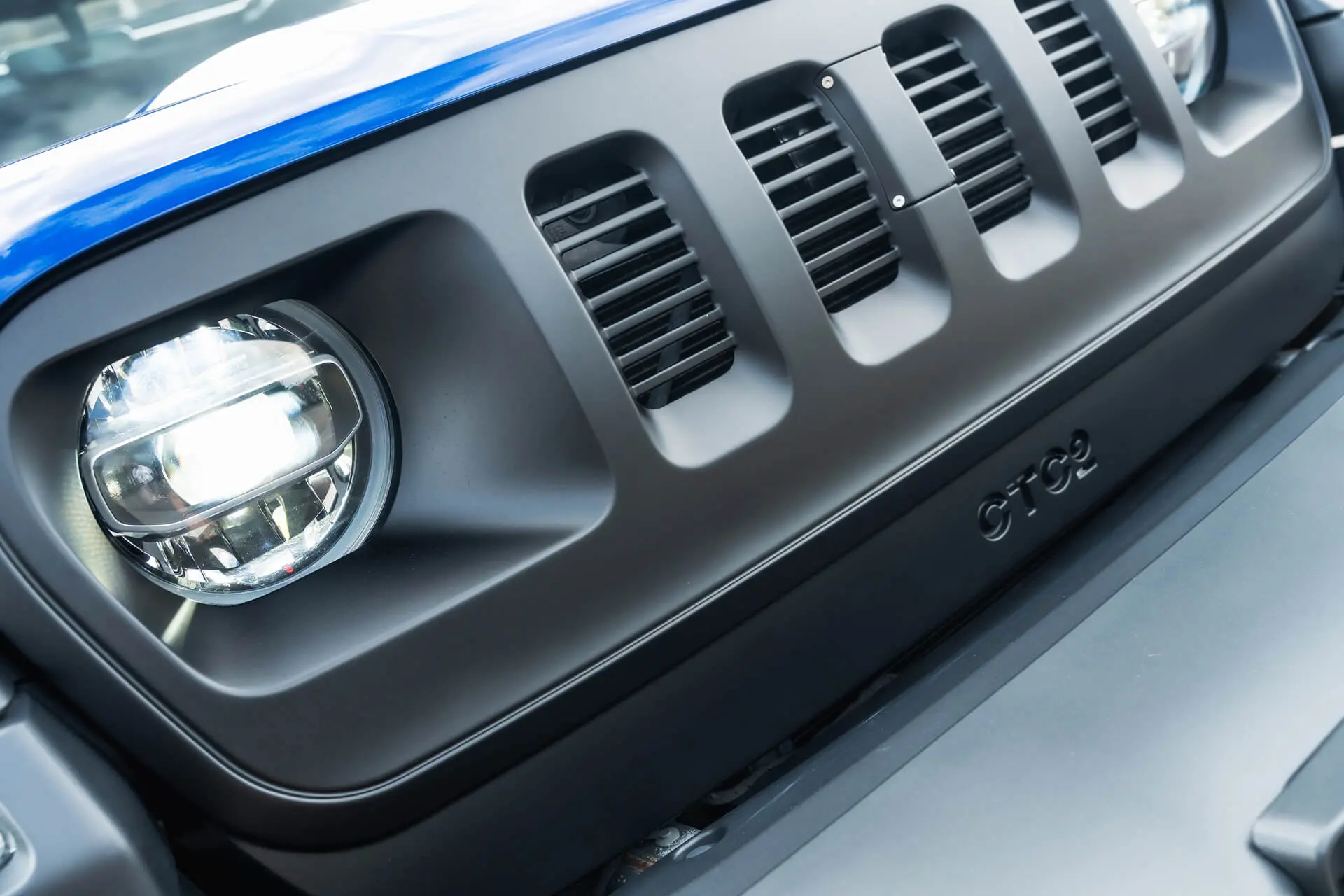 JEEP WRANGLER JL (2018 Onwards) SLIMLINE 4 SLOT FRONT GRILLE - Image 20