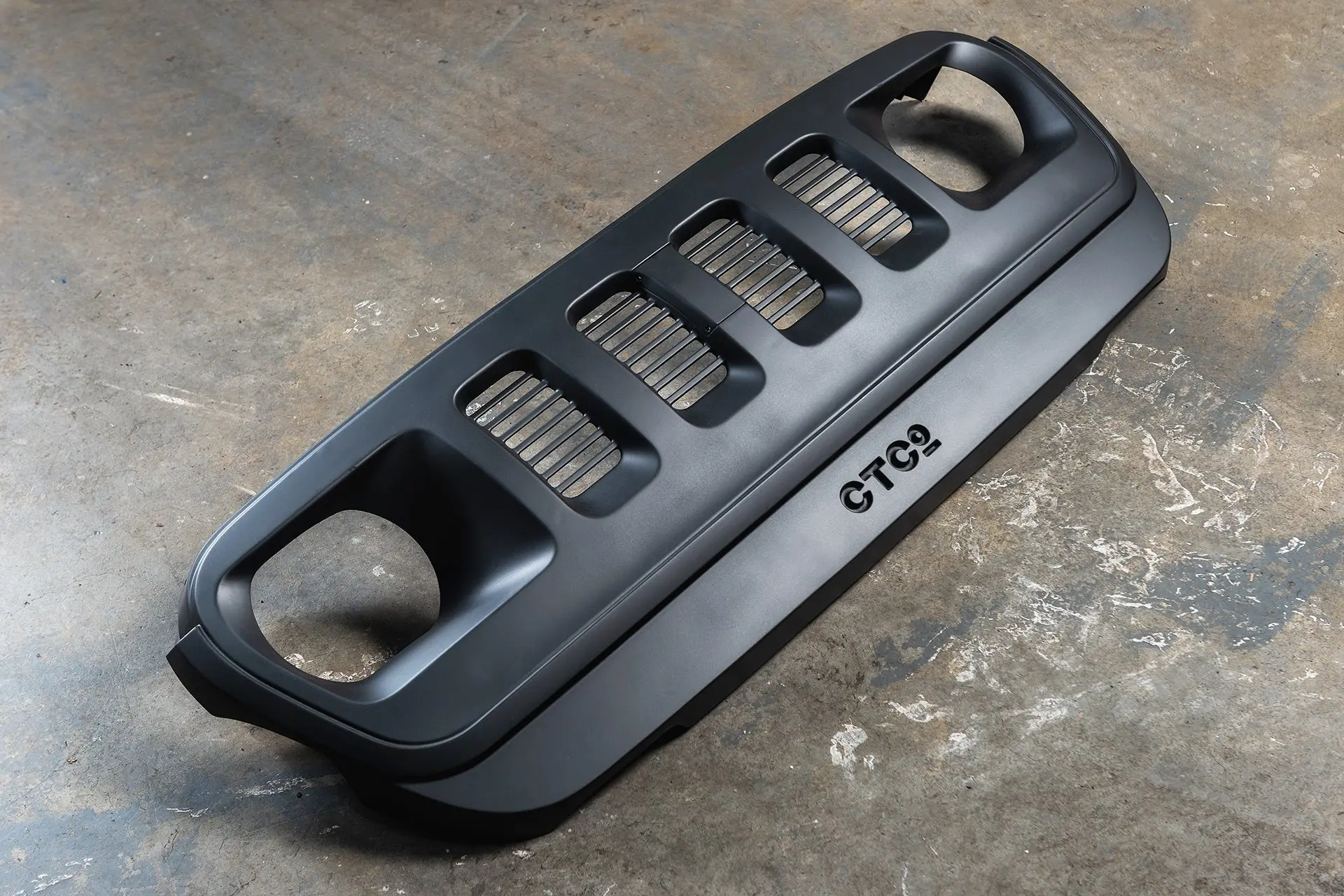 JEEP WRANGLER JL (2018 Onwards) SLIMLINE 4 SLOT FRONT GRILLE - Image 34