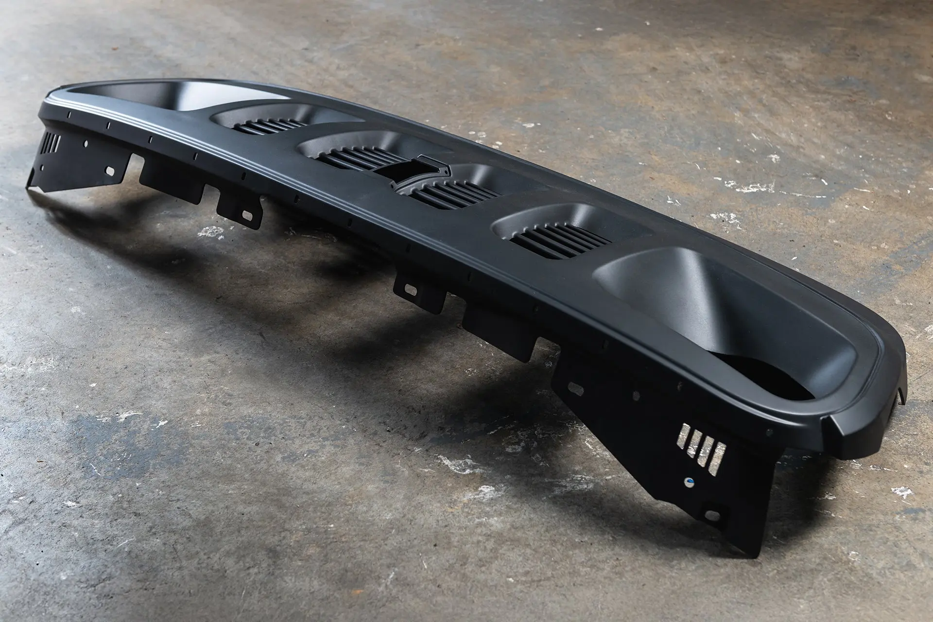 JEEP WRANGLER JL (2018 Onwards) SLIMLINE 4 SLOT FRONT GRILLE - Image 41
