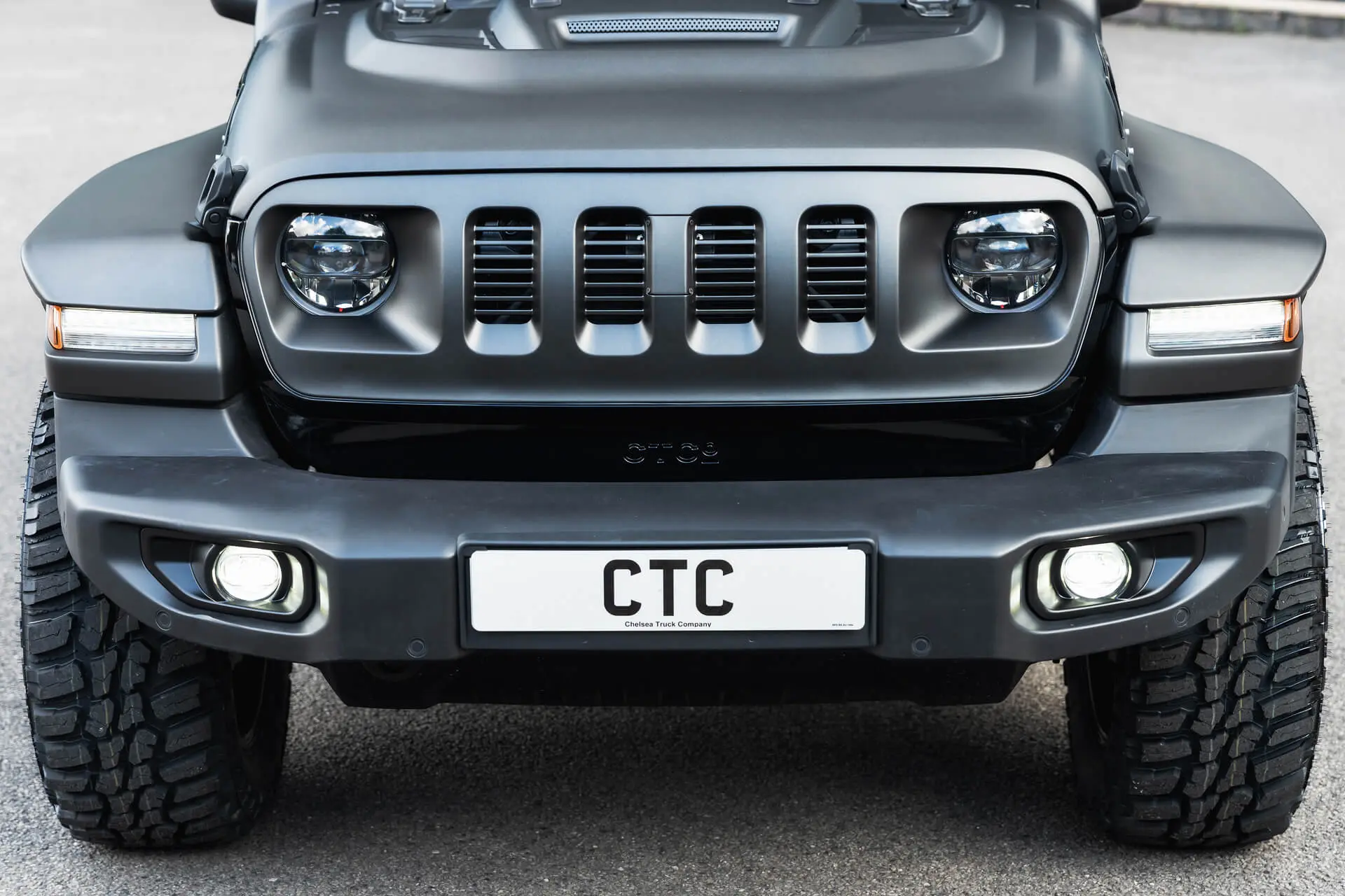 JEEP WRANGLER JL (2018 Onwards) SLIMLINE 4 SLOT FRONT GRILLE - Image 8