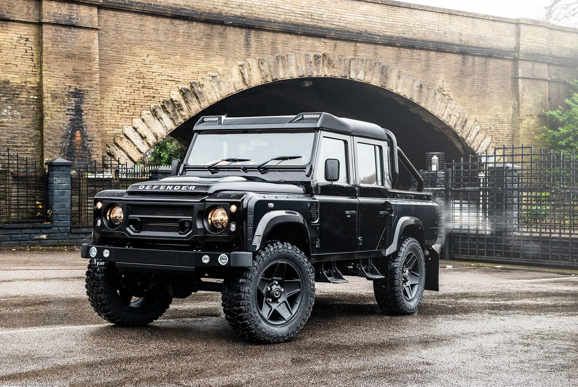 Land Rover Defender 110 (1991-2016) 50mm Suspension lift Kit