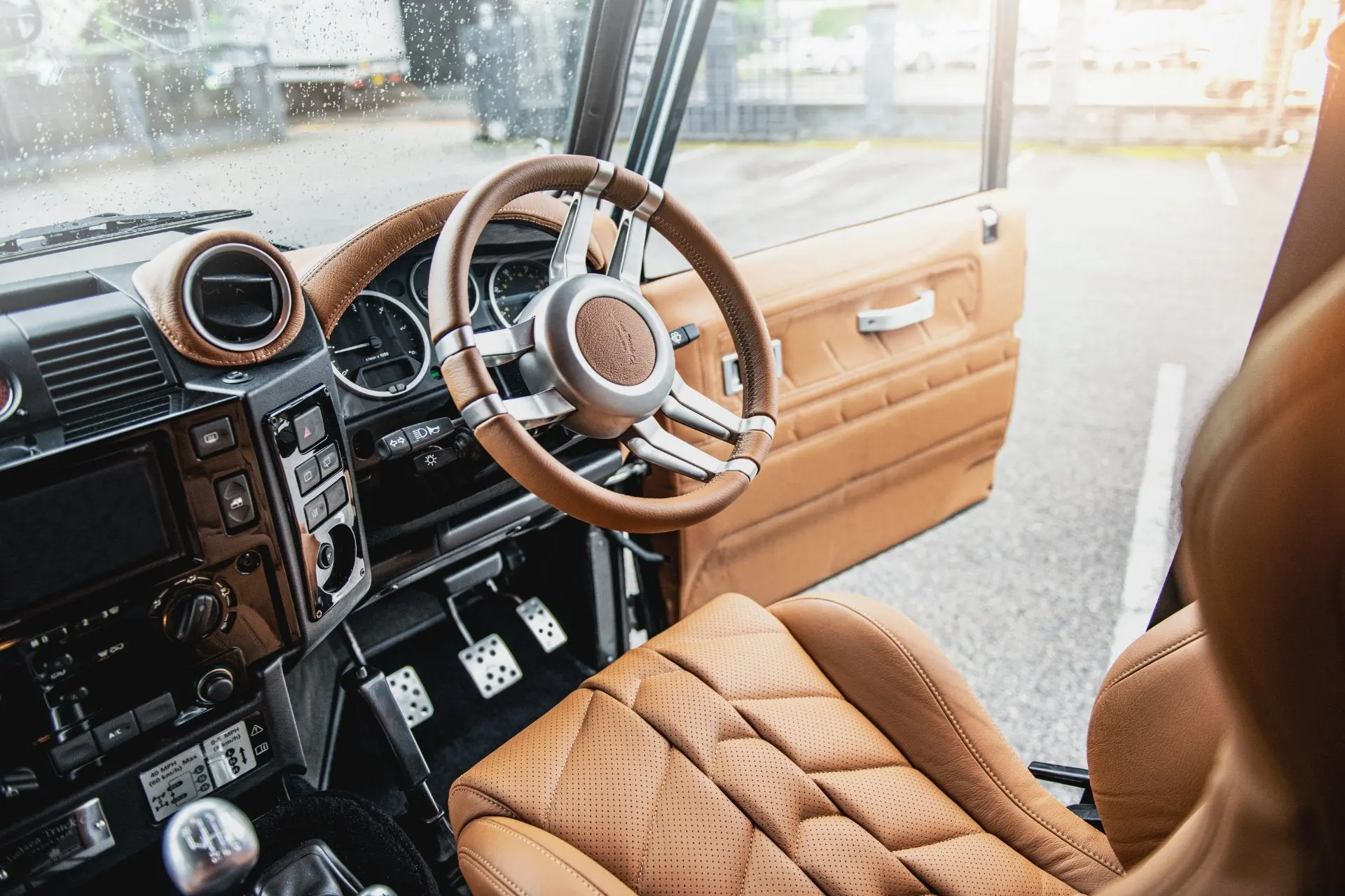 Land Rover Defender 110 (1991-2016) Herringbone Pattern Leather Interior - Image 2