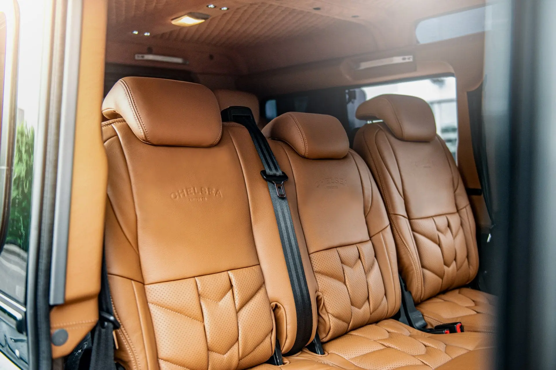 Land Rover Defender 110 (1991-2016) Herringbone Pattern Leather Interior - Image 6