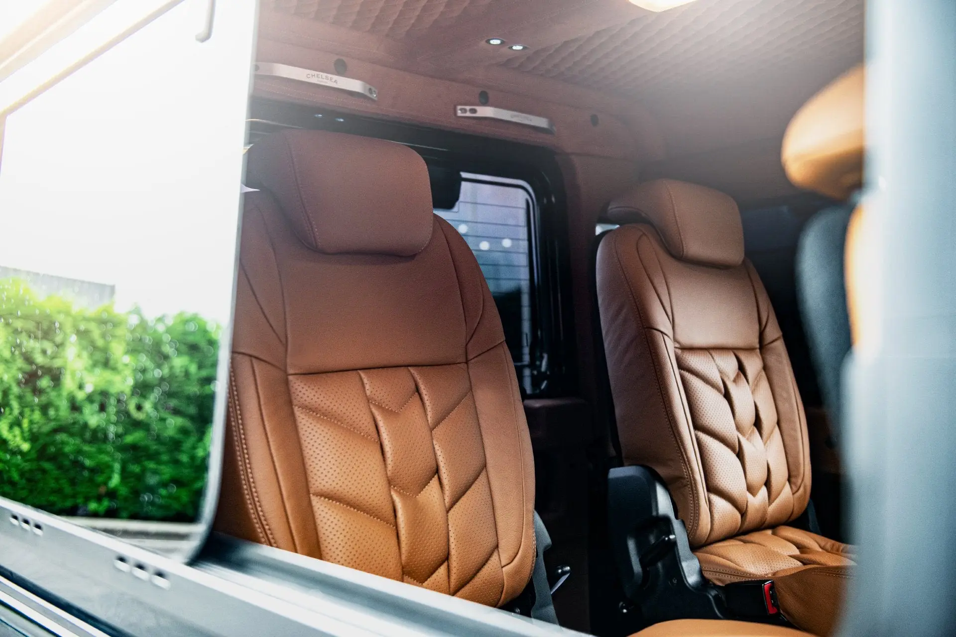 Land Rover Defender 110 (1991-2016) Herringbone Pattern Leather Interior - Image 7