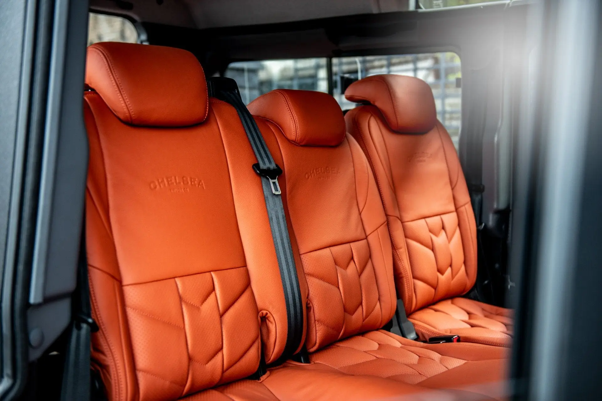 Land Rover Defender 110 Herringbone Sport Leather Interior - Image 9