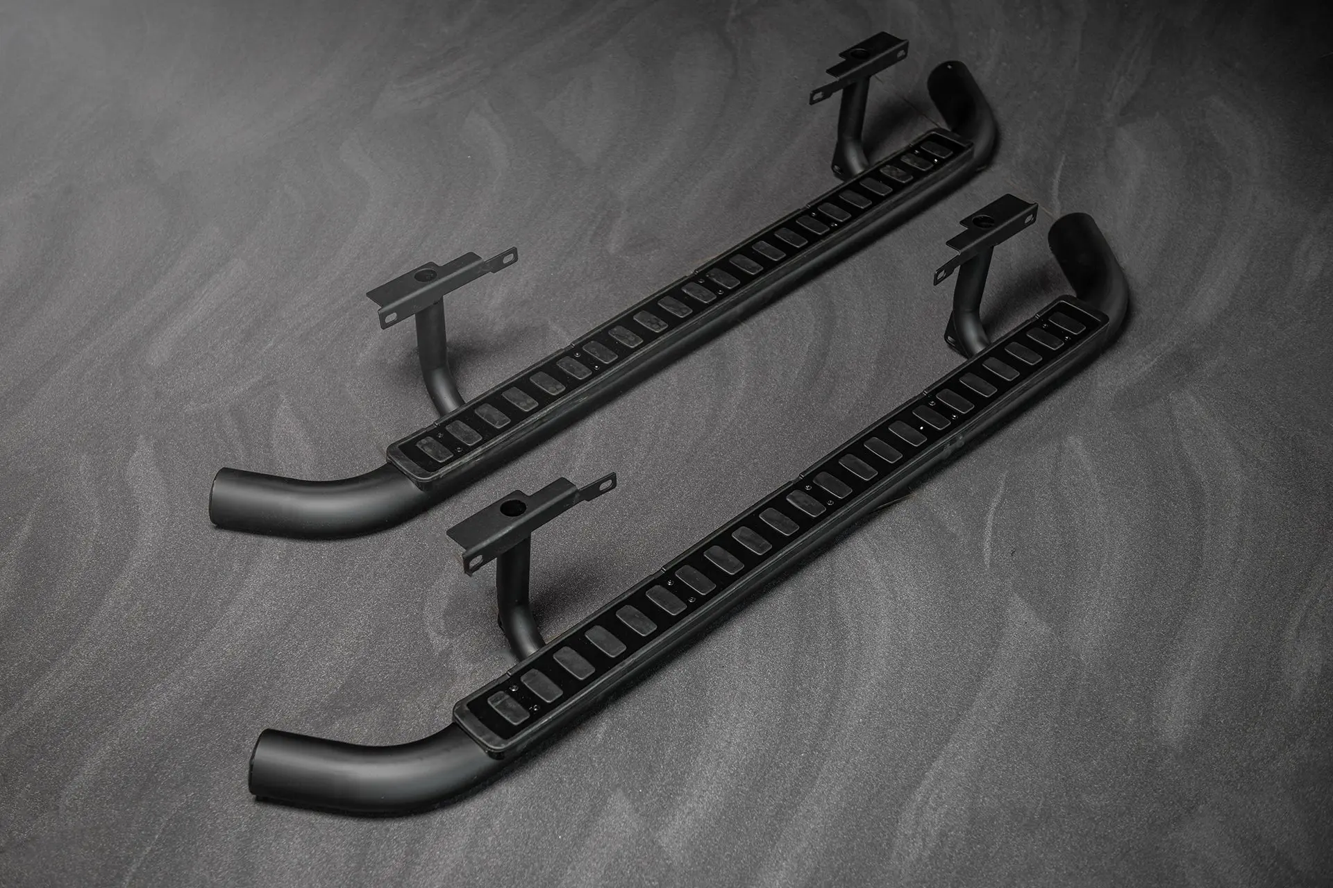 Land Rover Defender 110 (1991-2016) Side Steps