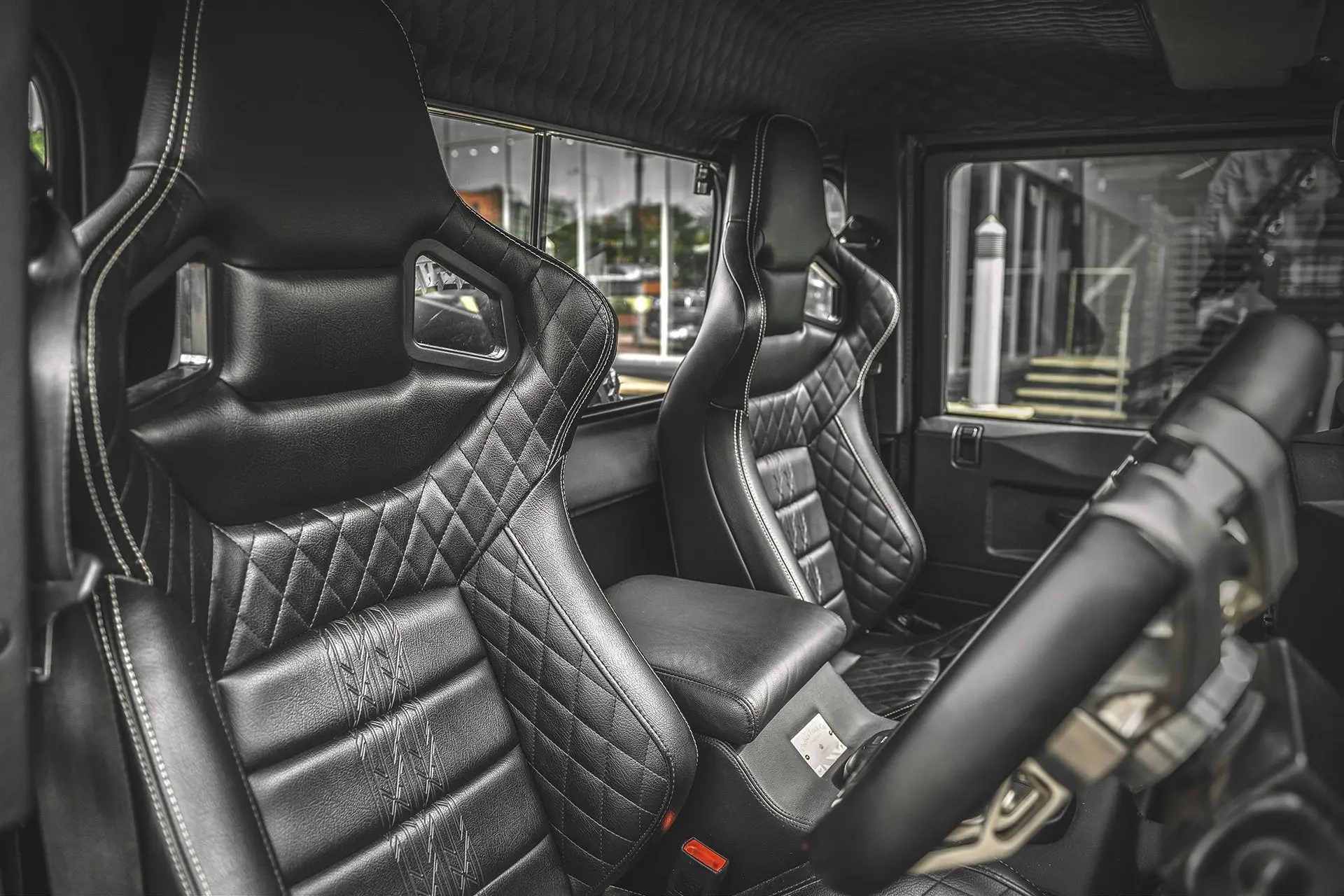 Land Rover Defender 110 (1991-2016) Vegan Leather GTB Sport Seats - Image 3