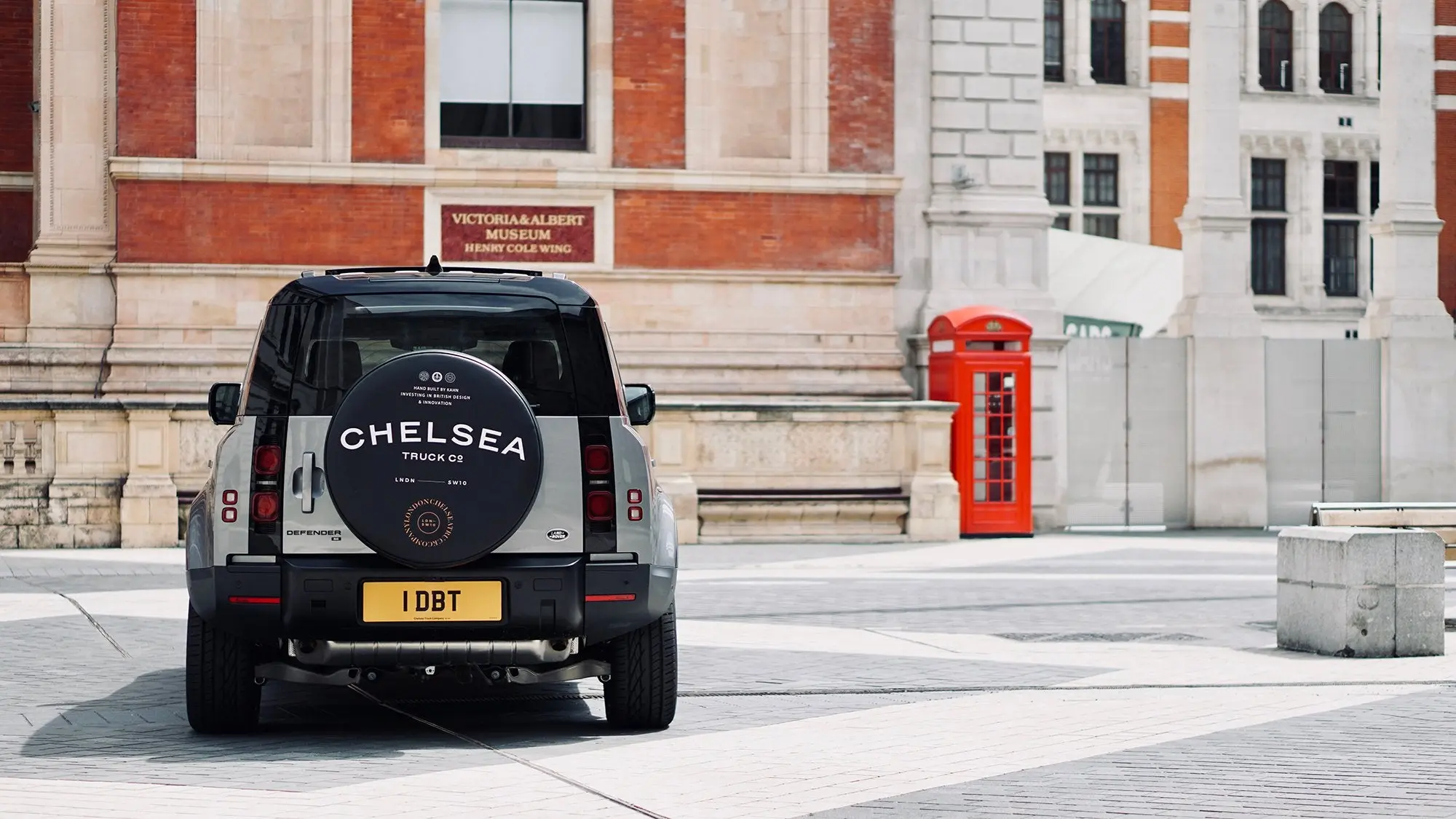 Spare Wheel Cover for Land Rover Defender (2020 Onwards) - Chelsea Truck Company - Image 9