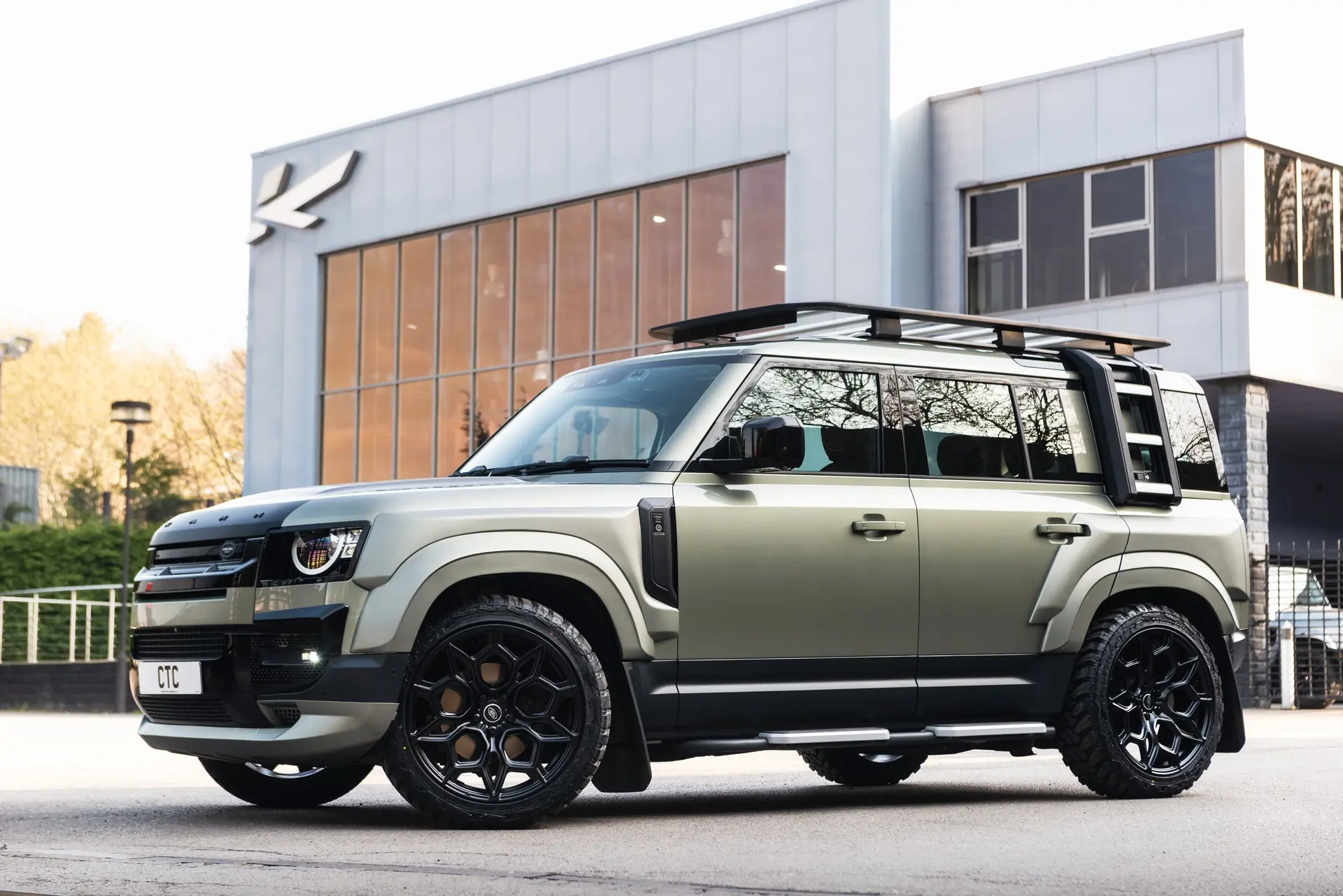 LAND ROVER DEFENDER 110 (2020 Onwards) WIDE TRACK BODYKIT - Image 9
