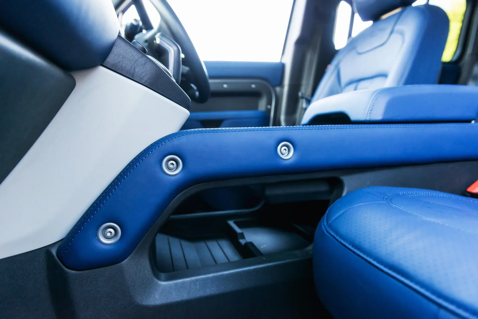 Land Rover Defender 130 3D Modular Pattern Leather Interior - Image 104