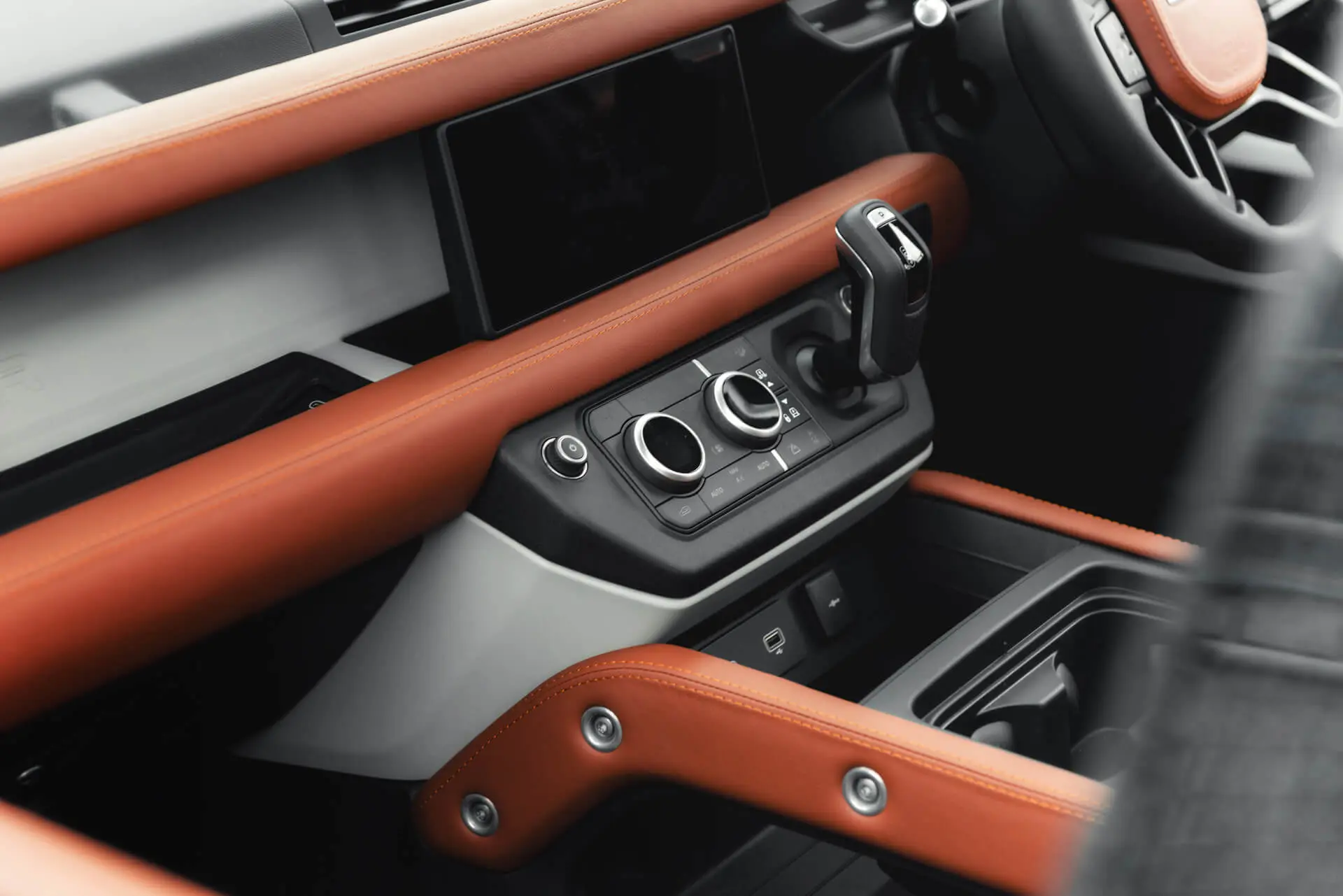 Land Rover Defender 130 3D Modular Pattern Leather Interior - Image 28