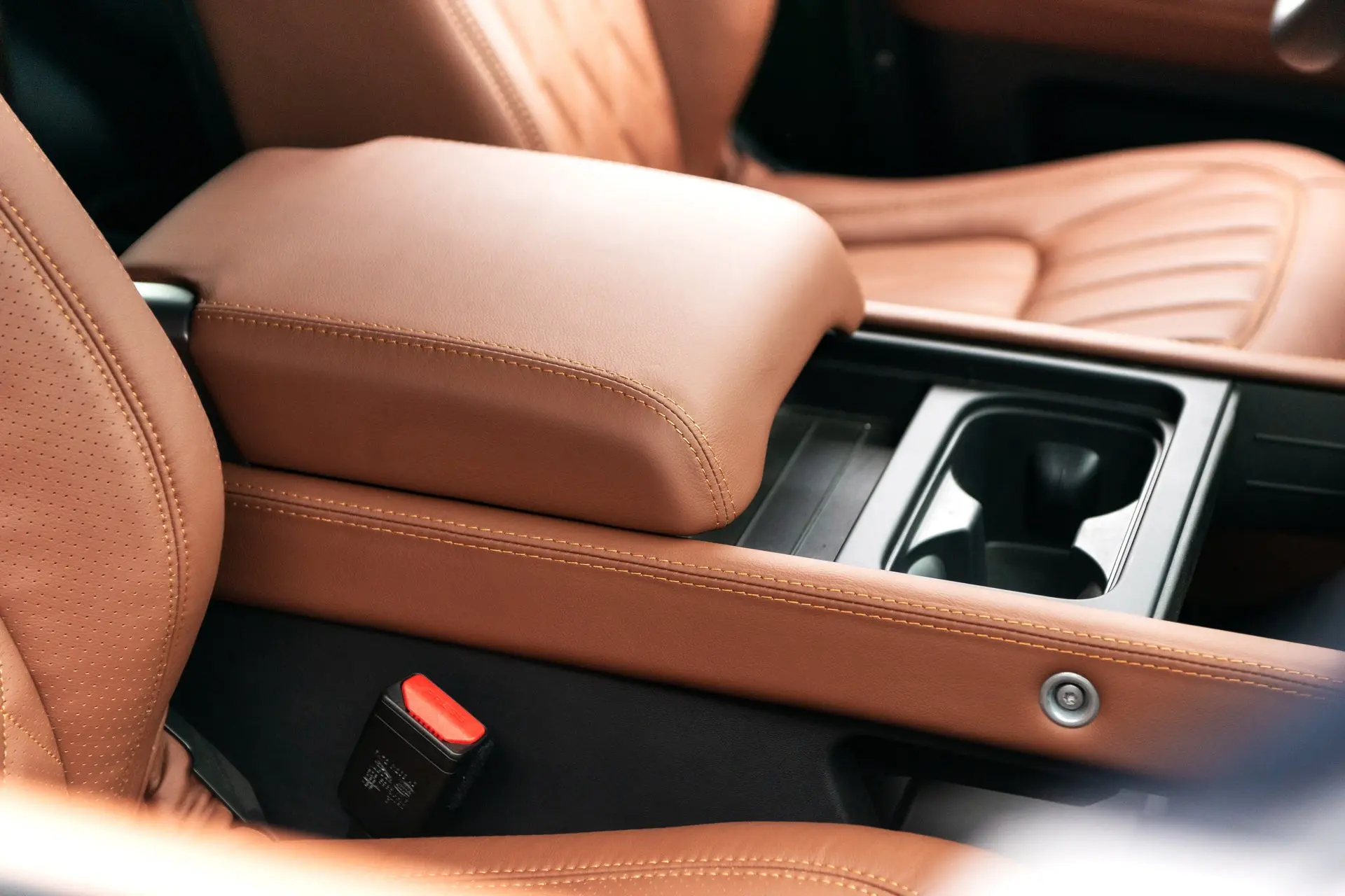 Land Rover Defender 130 3D Modular Pattern Leather Interior - Image 31