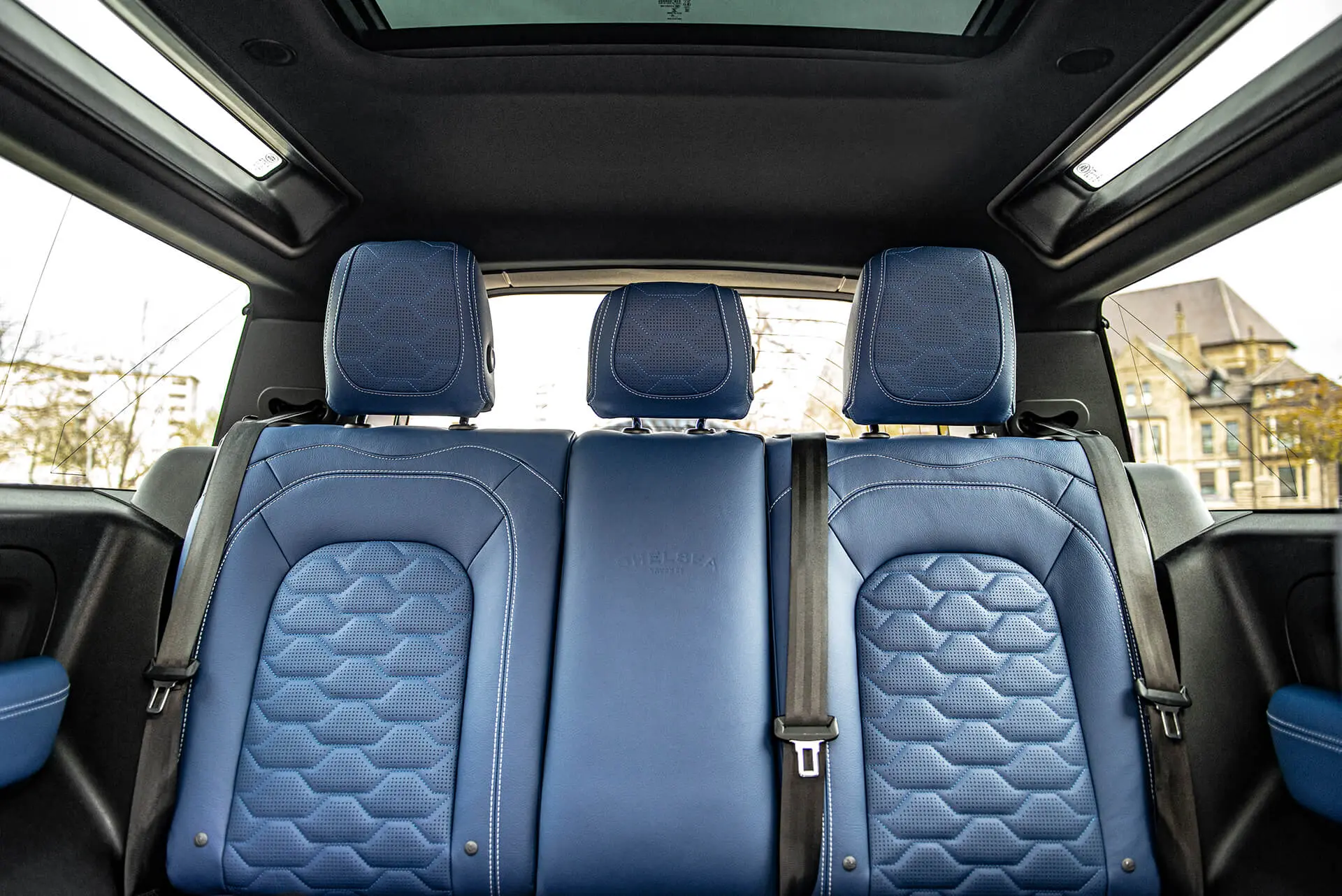 Land Rover Defender 110 Clam Shell Pattern Leather Interior - Image 34