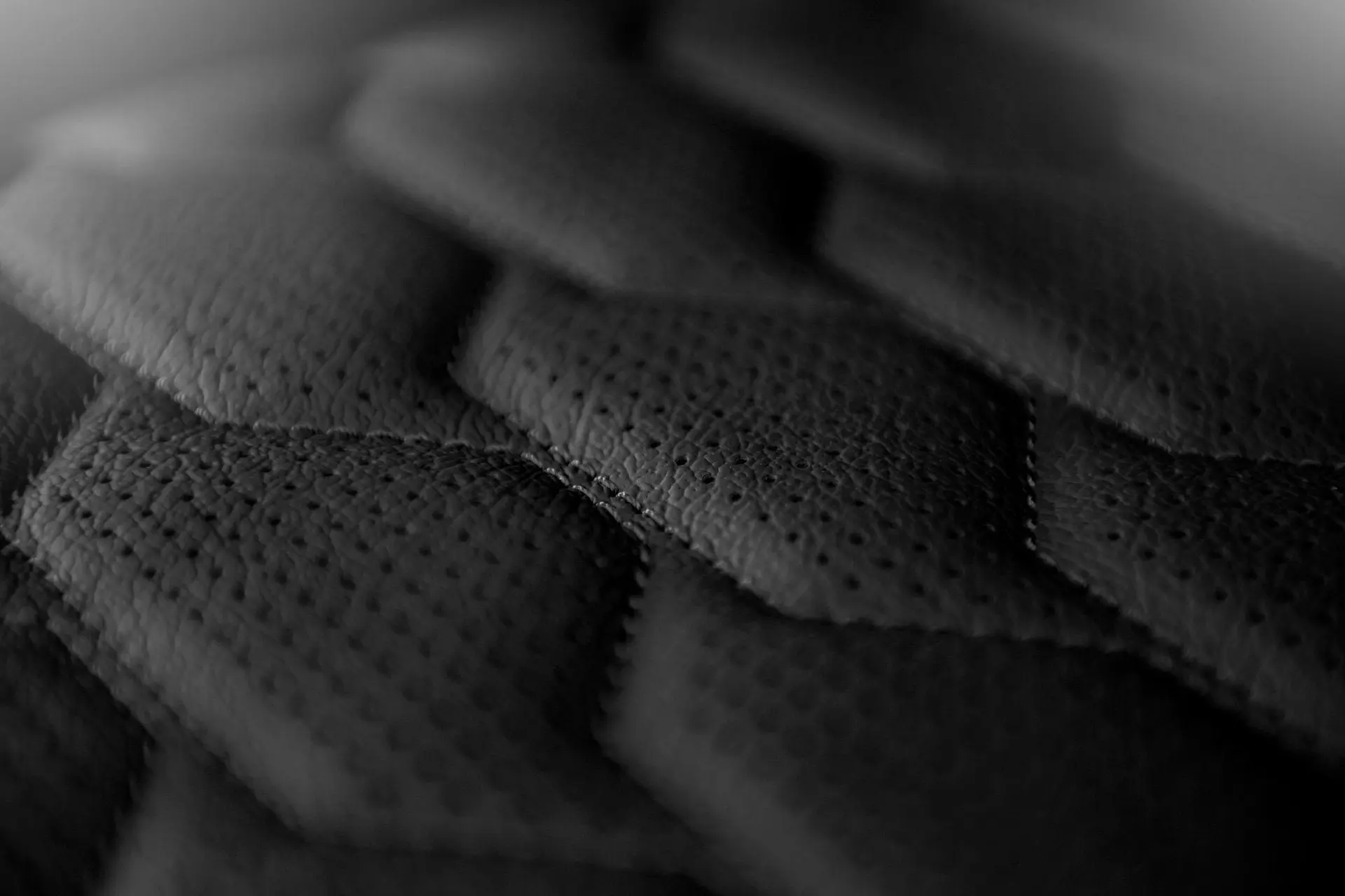 Land Rover Defender 110 Clam Shell Pattern Leather Interior - Image 13