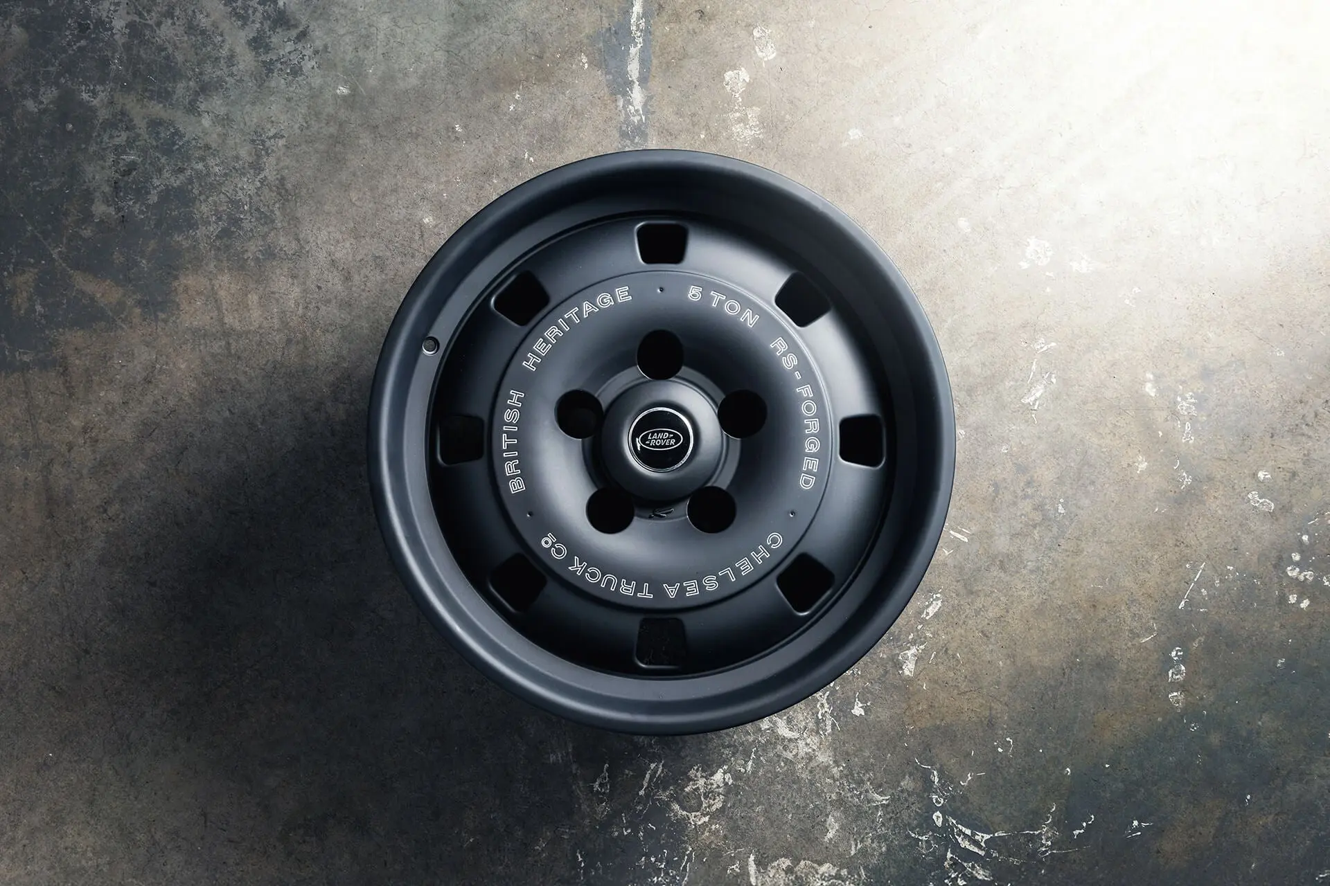 Land Rover Defender (1991-2016) RS-Forged Alloy Wheels - British Heritage - Image 14