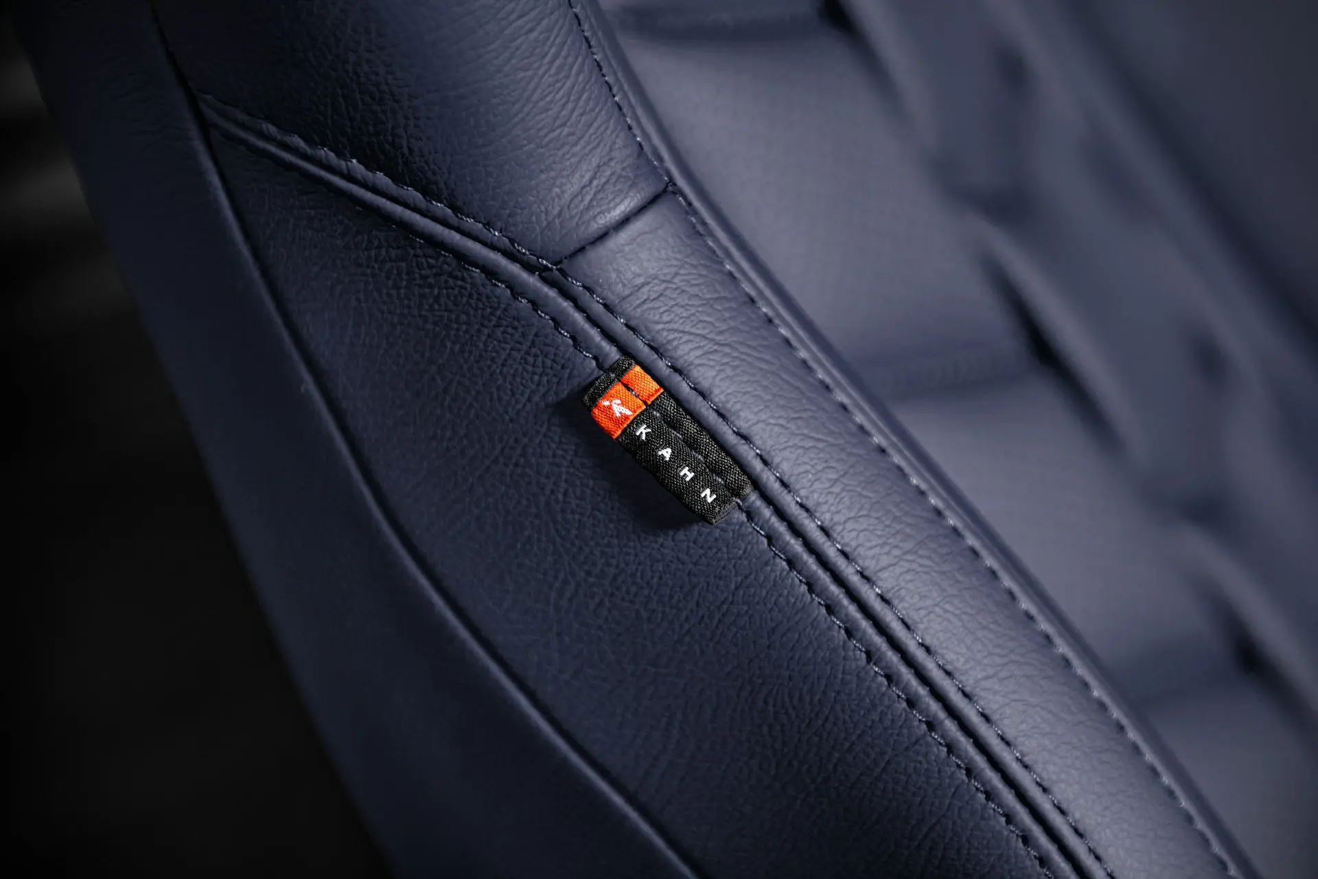 Land Rover Defender Heritage Sport Seats in Lightweight Vegan Leather (1991–2016) - Image 14