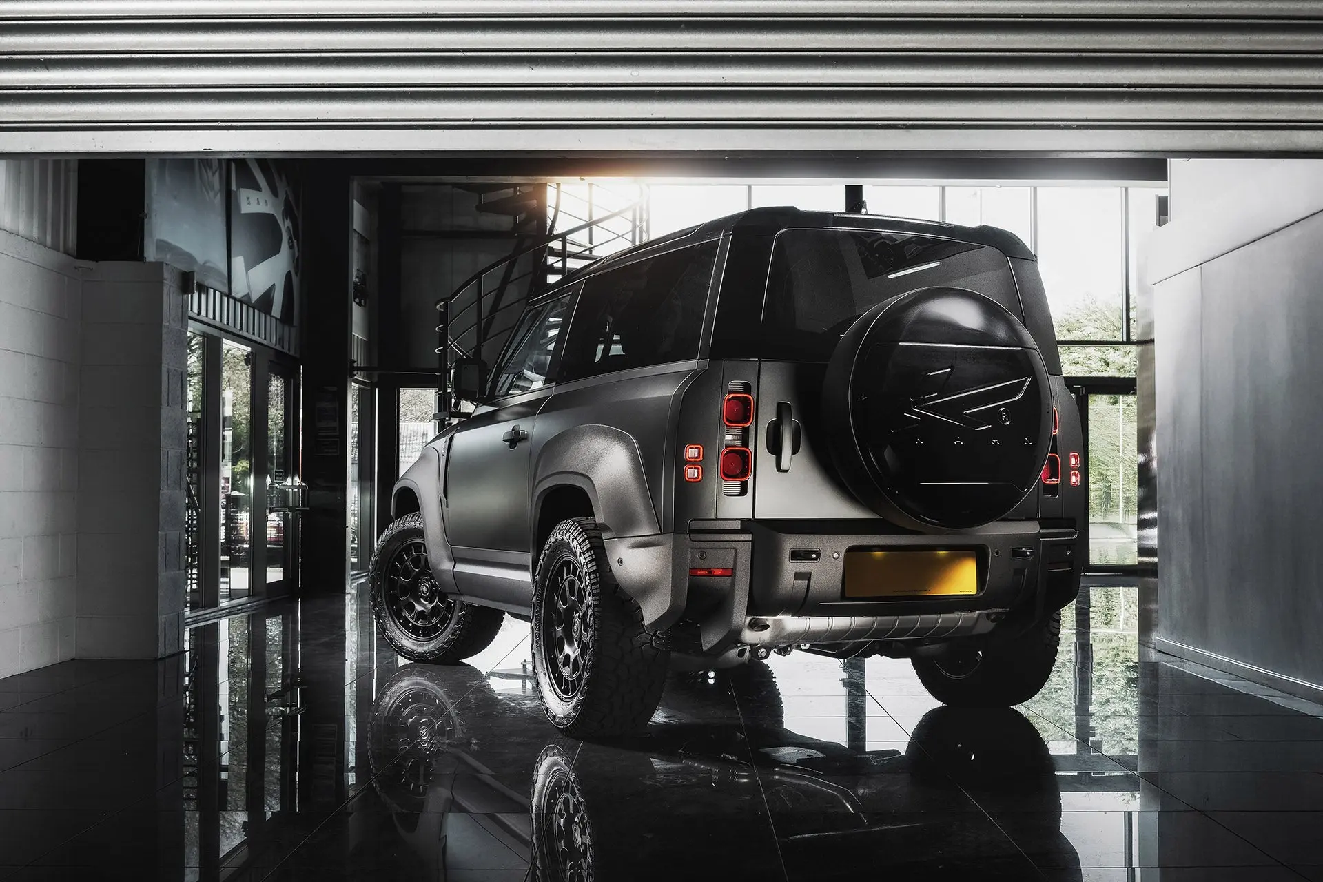 Hard Spare Wheel Cover for Land Rover Defender (2020 Onwards) - Piano Black - Image 2