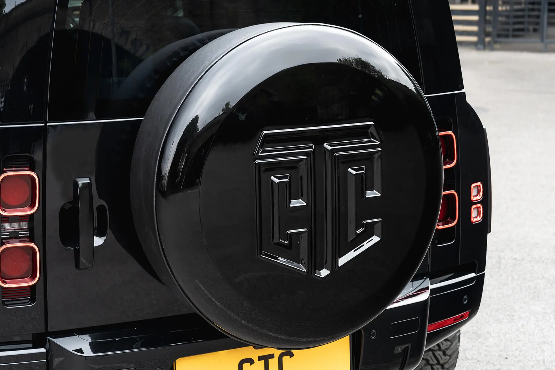 Hard Spare Wheel Cover for Land Rover Defender (2020 Onwards) - CTC Crest