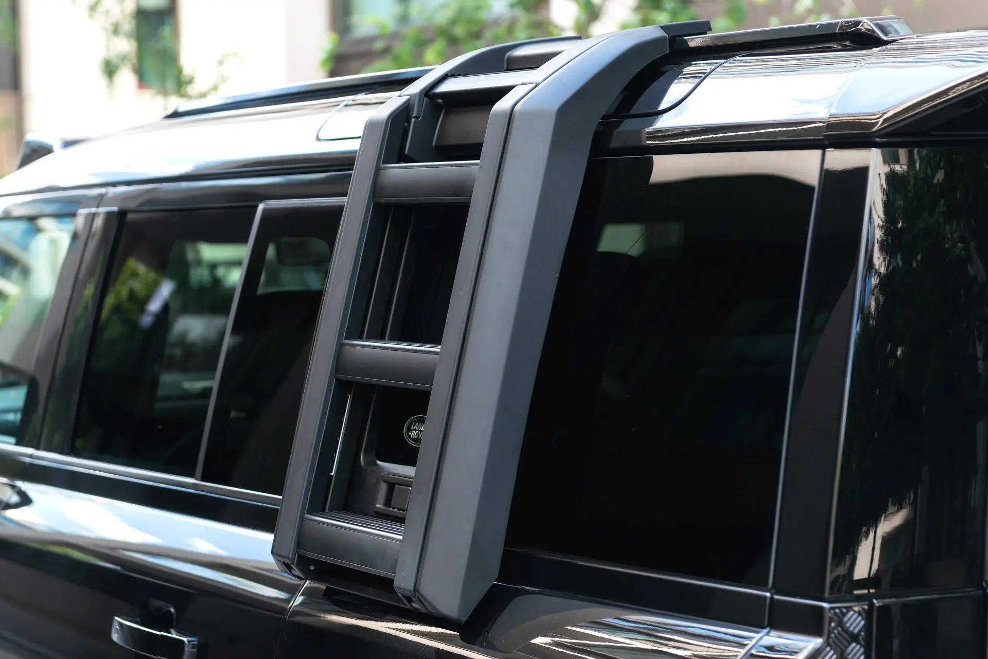 Deployable Side Ladder for Land Rover Defender (2020 Onwards) - Image 10