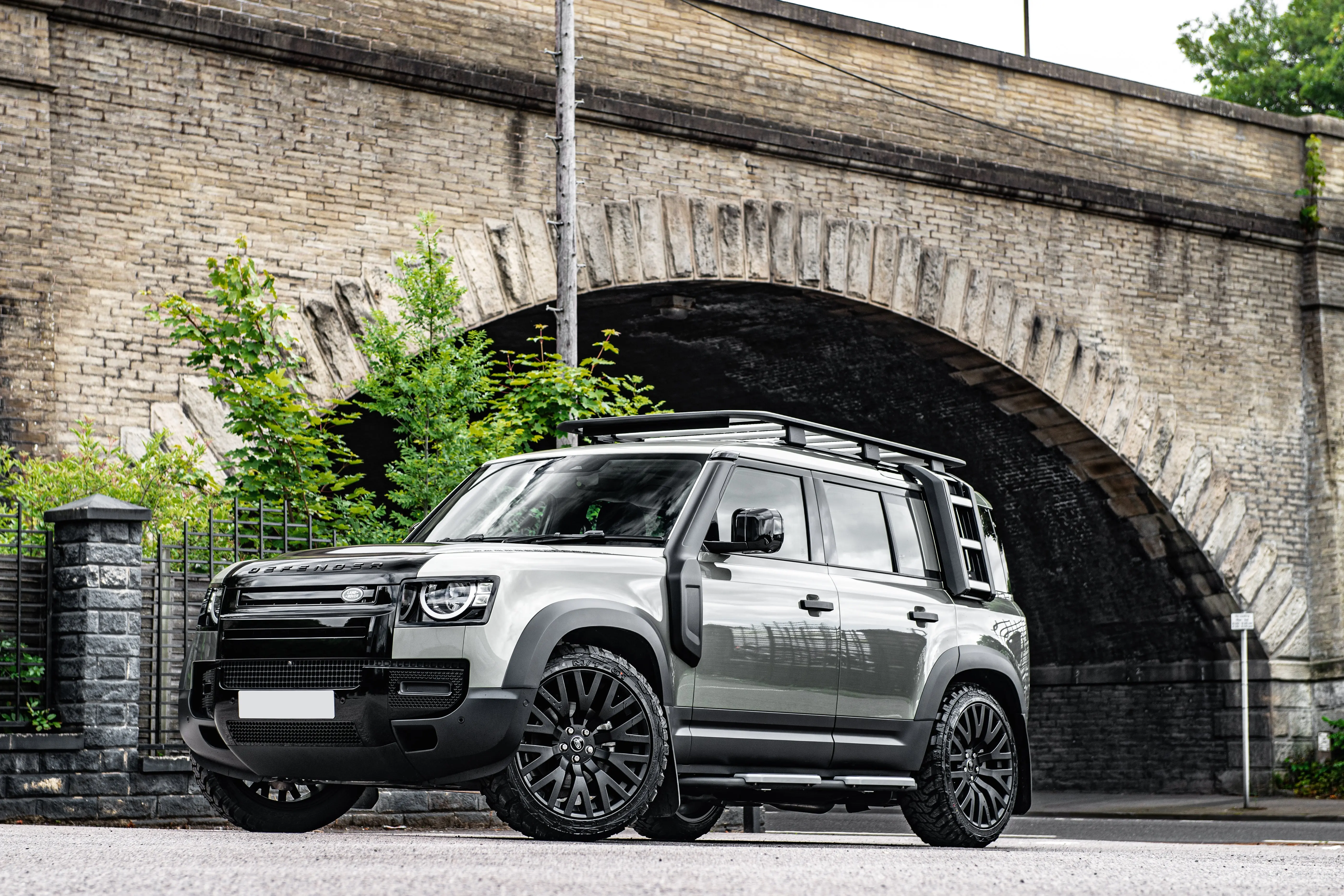 Deployable Side Ladder for Land Rover Defender (2020 Onwards) - Image 11