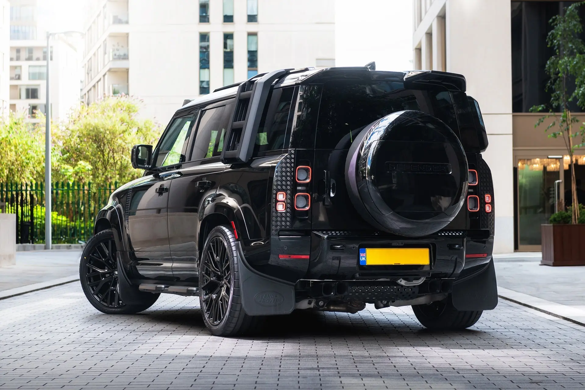 Deployable Side Ladder for Land Rover Defender (2020 Onwards) - Image 13