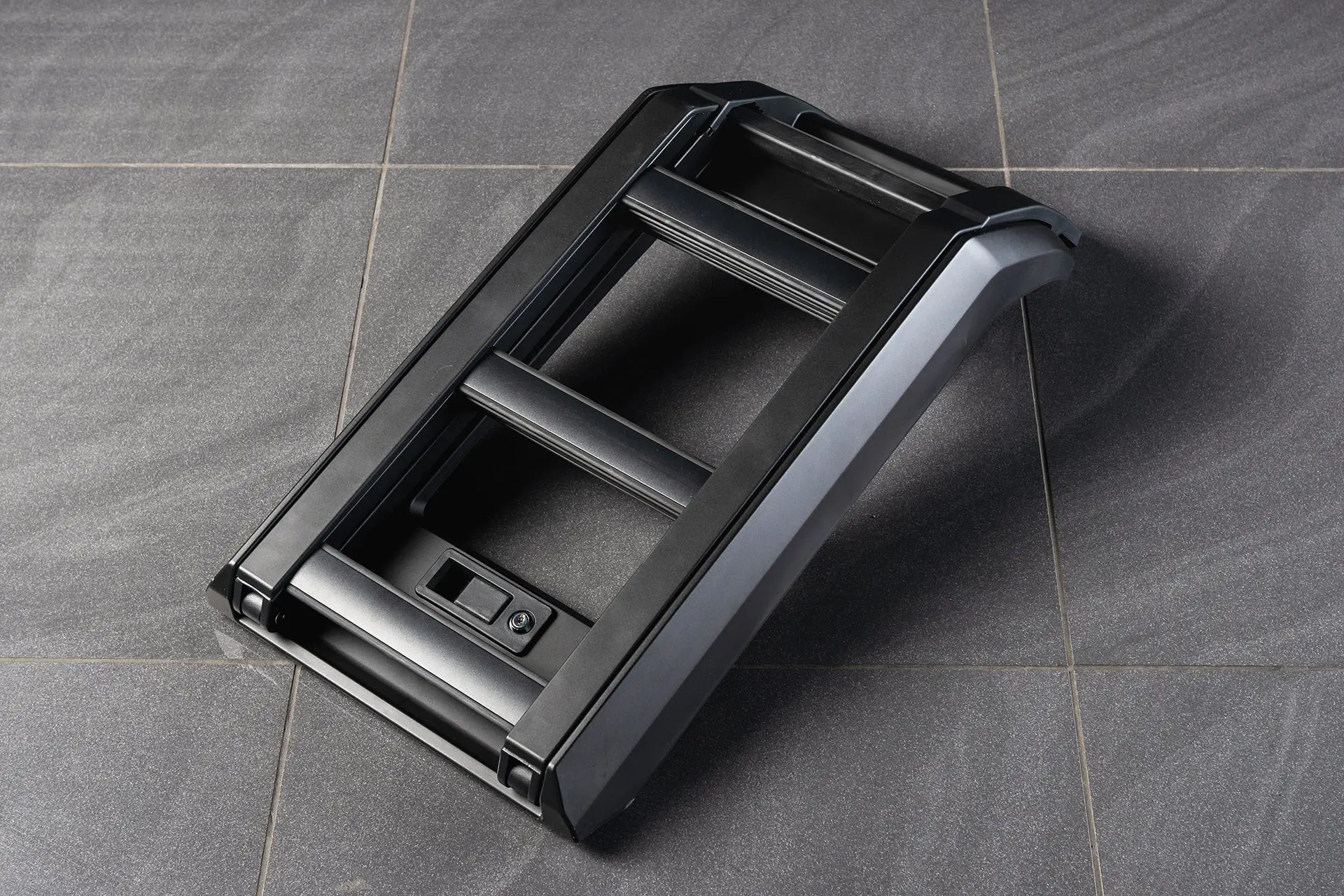 Deployable Side Ladder for Land Rover Defender (2020 Onwards) - Image 6