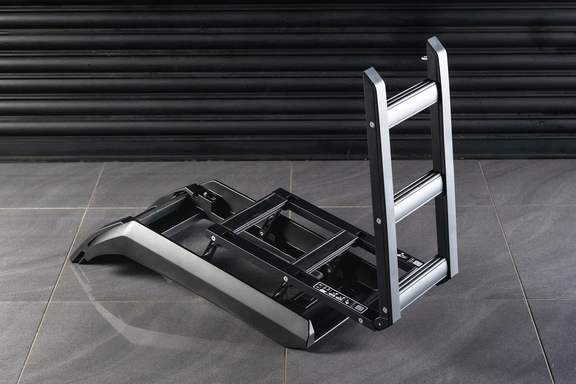 Deployable Side Ladder for Land Rover Defender (2020 Onwards) - Image 8