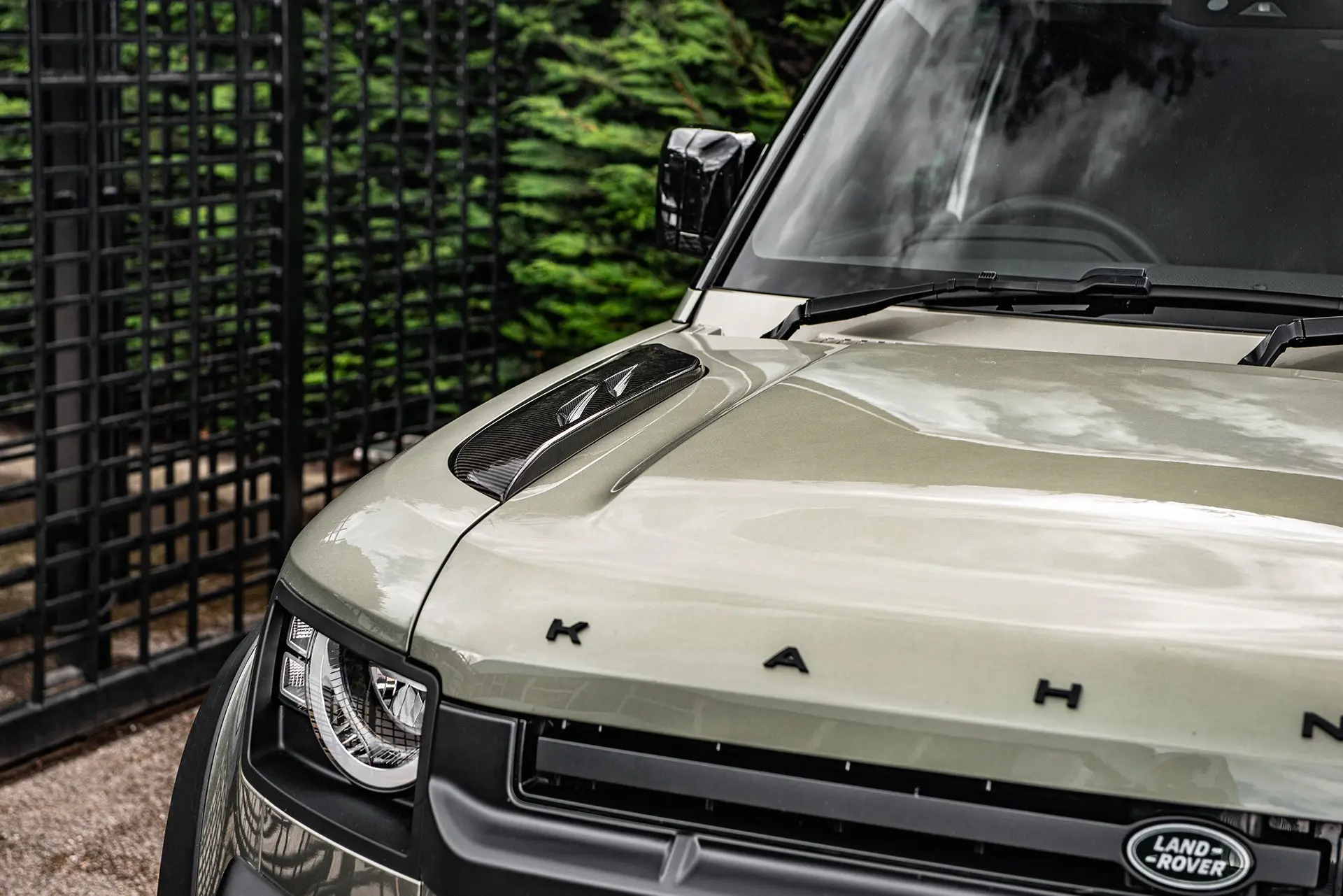 Exposed Carbon Bonnet Vents for Land Rover Defender (2020 Onwards) - Image 13
